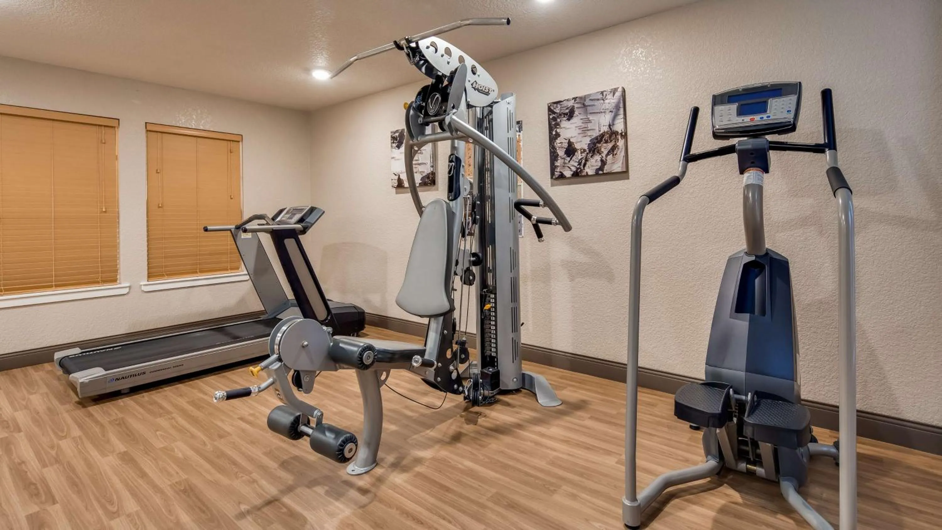 Fitness centre/facilities in Best Western Plus Bayshore Inn