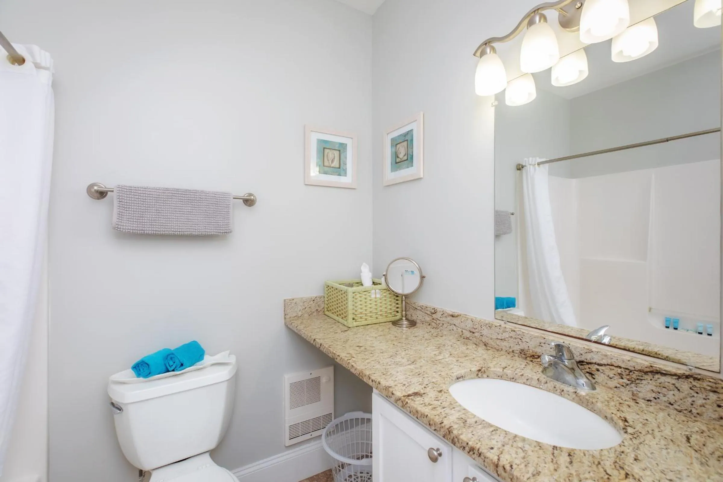 Atlantic Breeze Suites