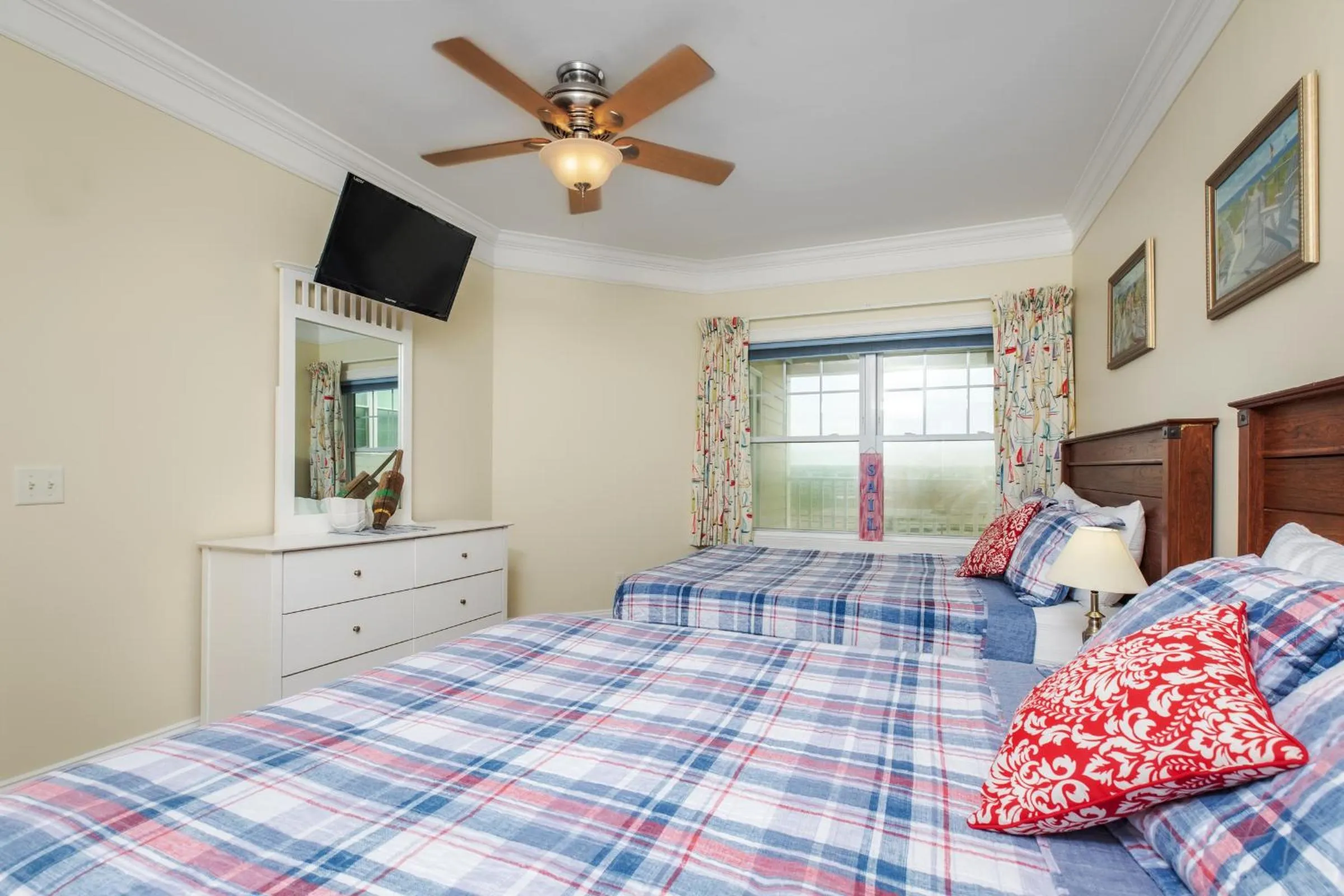 Bed in Atlantic Breeze Suites