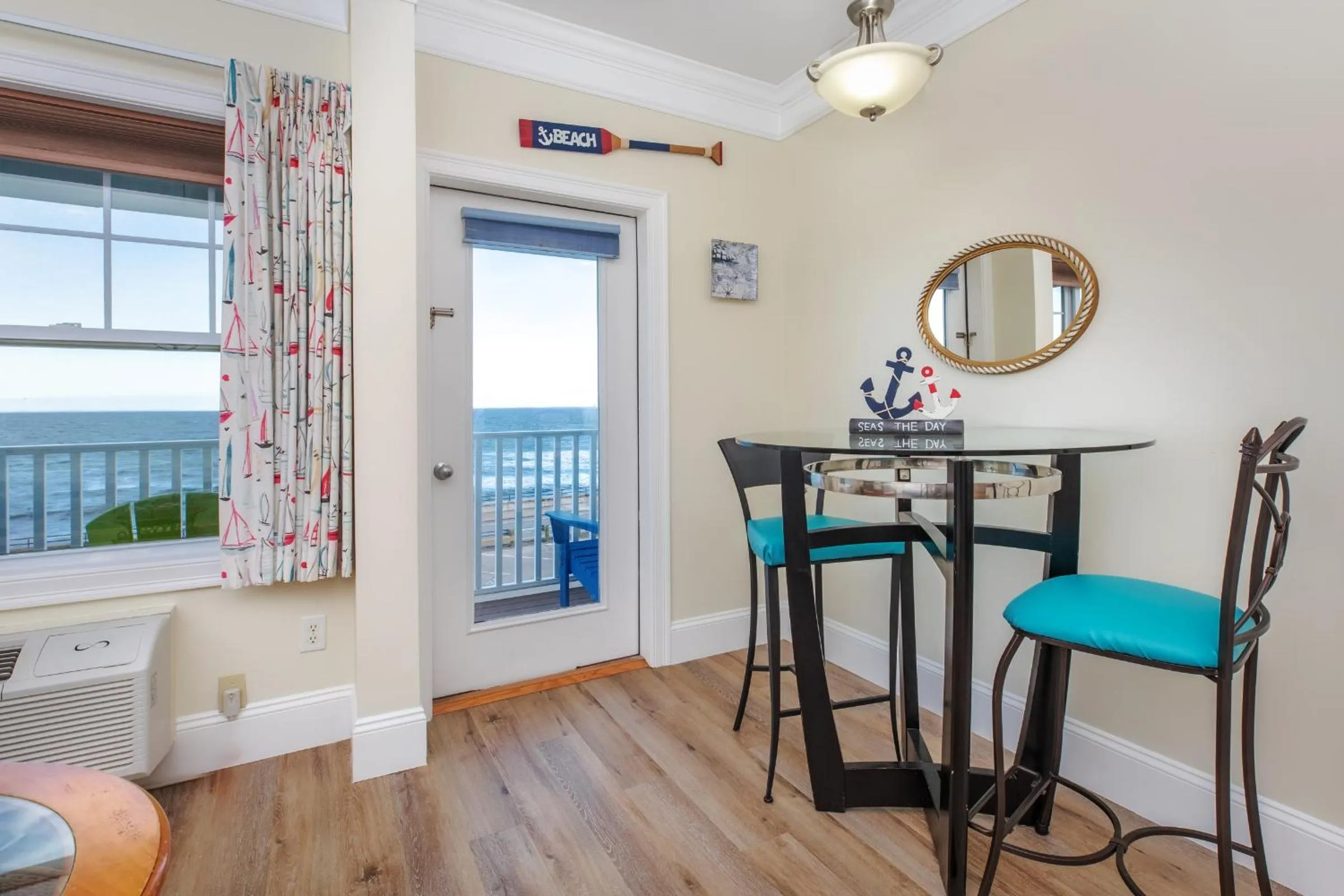 Atlantic Breeze Suites