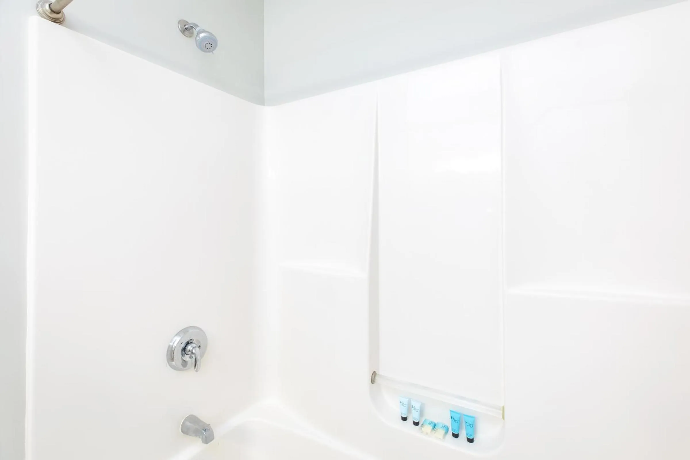 Atlantic Breeze Suites