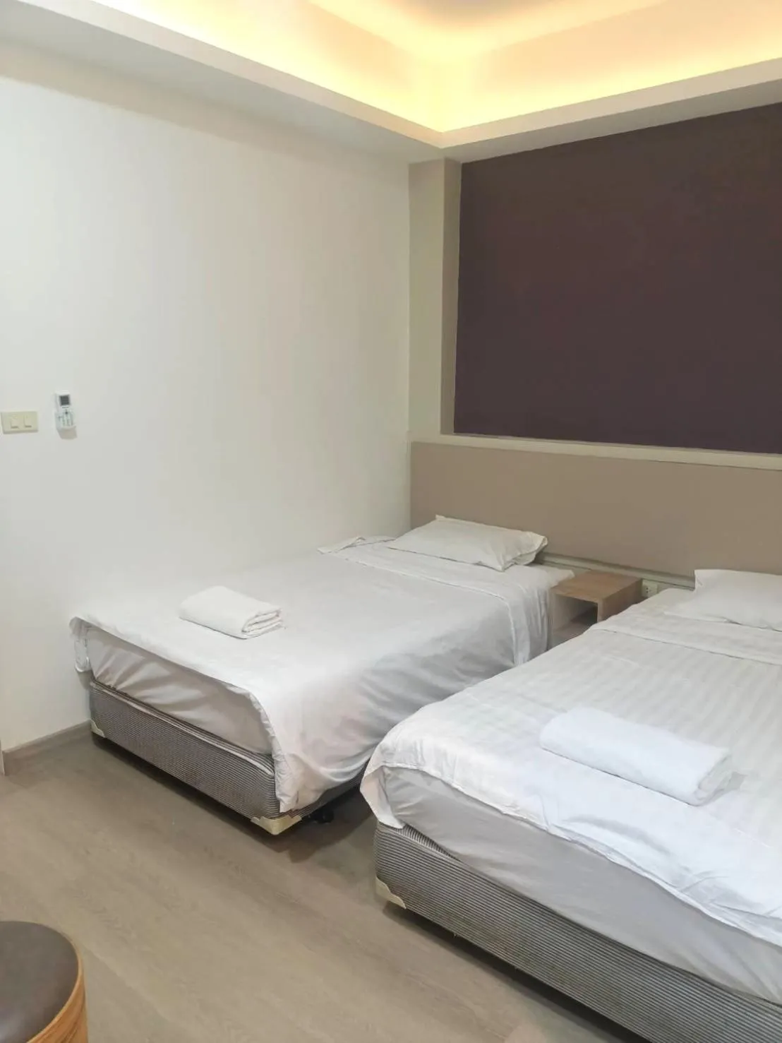 Bedroom, Bed in Royal Garden Home Hotel