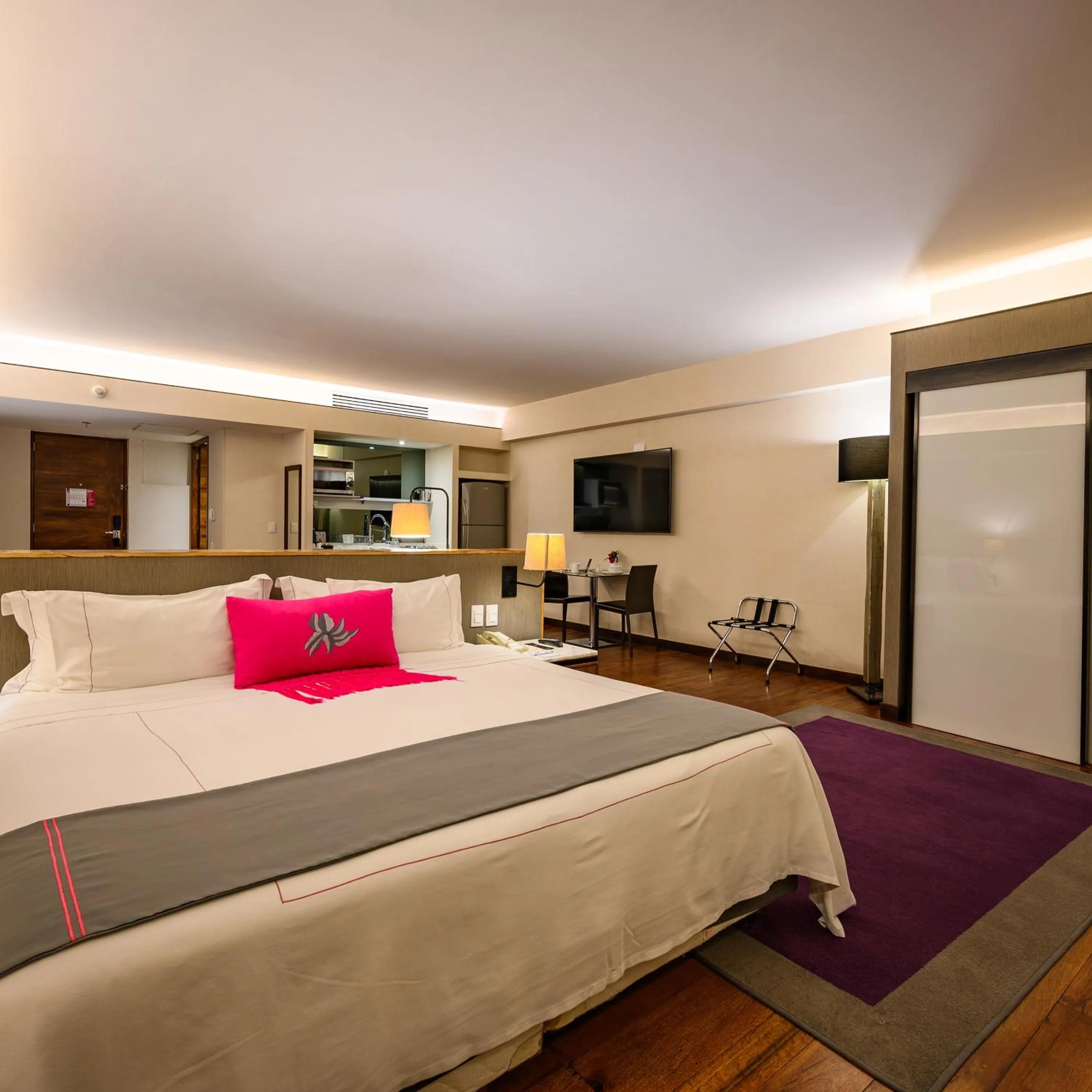 Bed in Las Suites Campos Eliseos