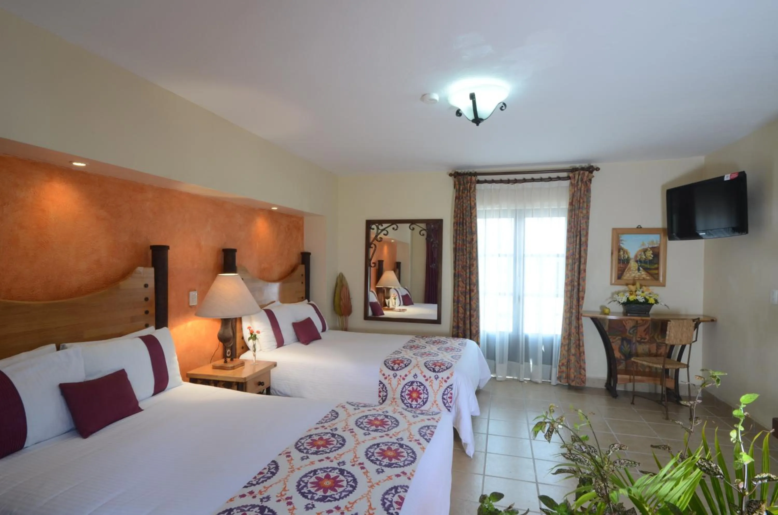 Photo of the whole room in Mision San Miguel de Allende