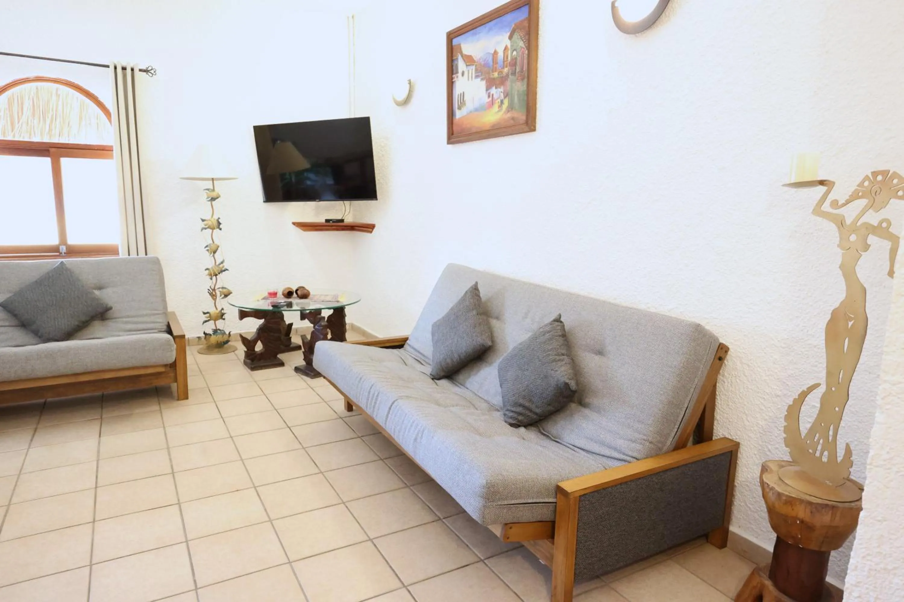 TV and multimedia in Hotel Bosque Caribe, 5th Av. zone