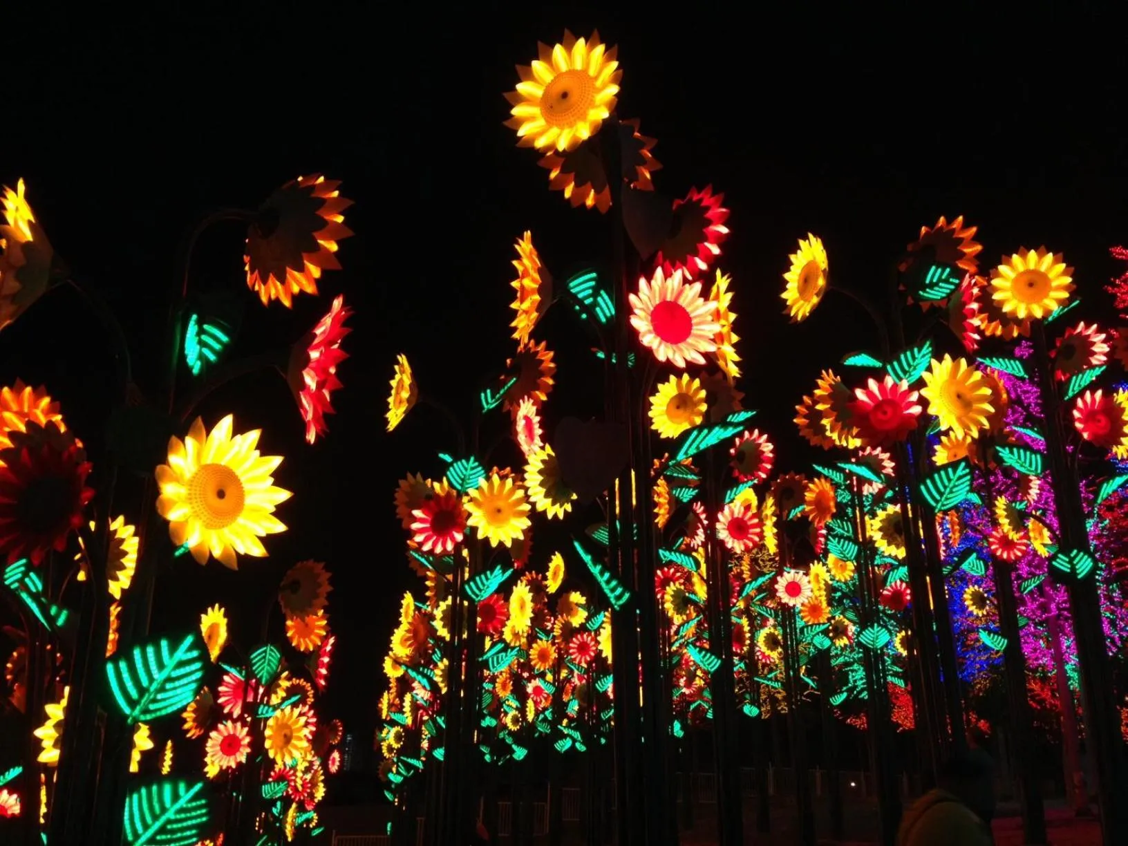 Property building in [SLEEPS 4 PAX] @ I-CITY