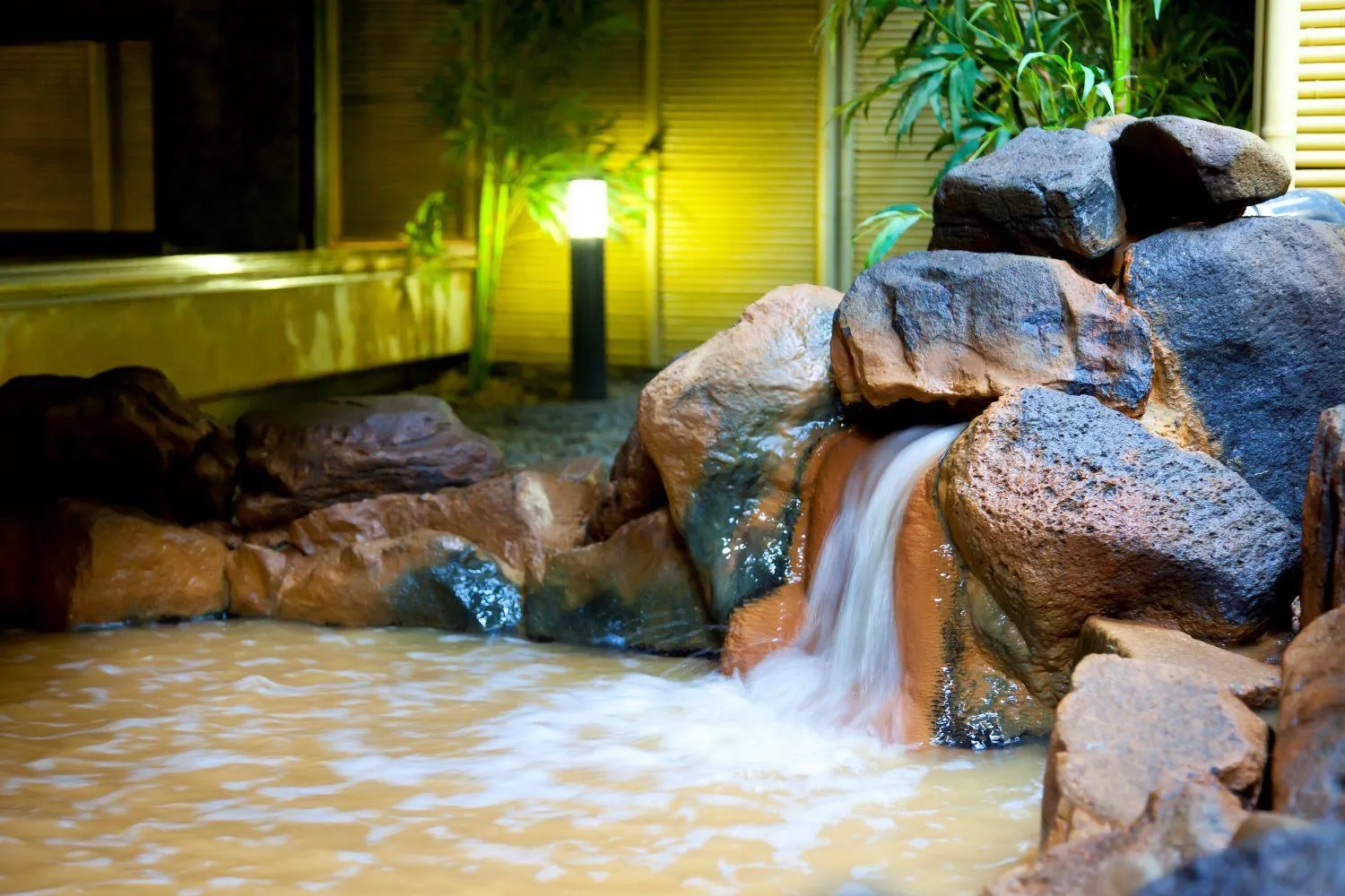 Hot Spring Bath in Kinzan