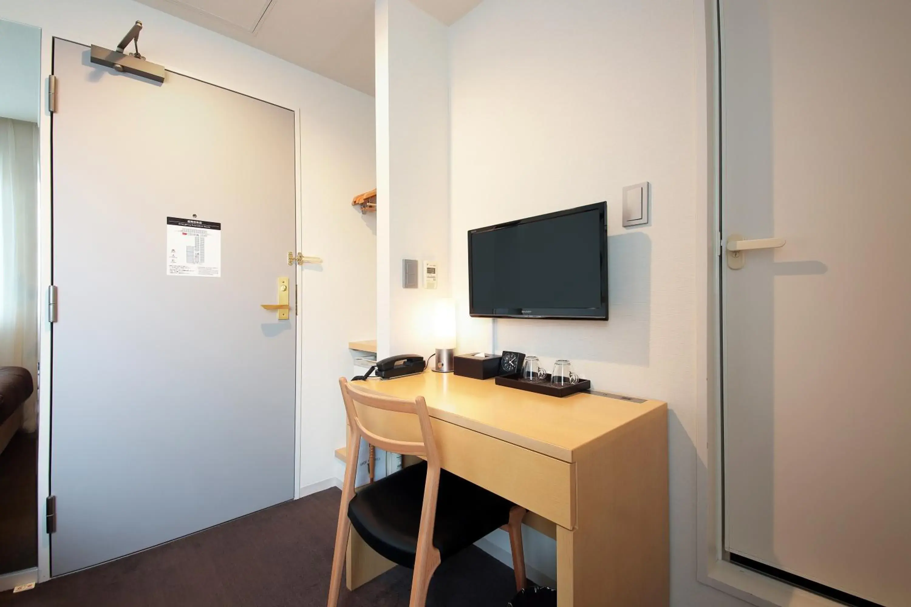 Economy Twin Room - Non-Smoking in Hotel Asia Center of Japan Economy Twin Room - Non-Smoking in Hotel Asia Center of Japan