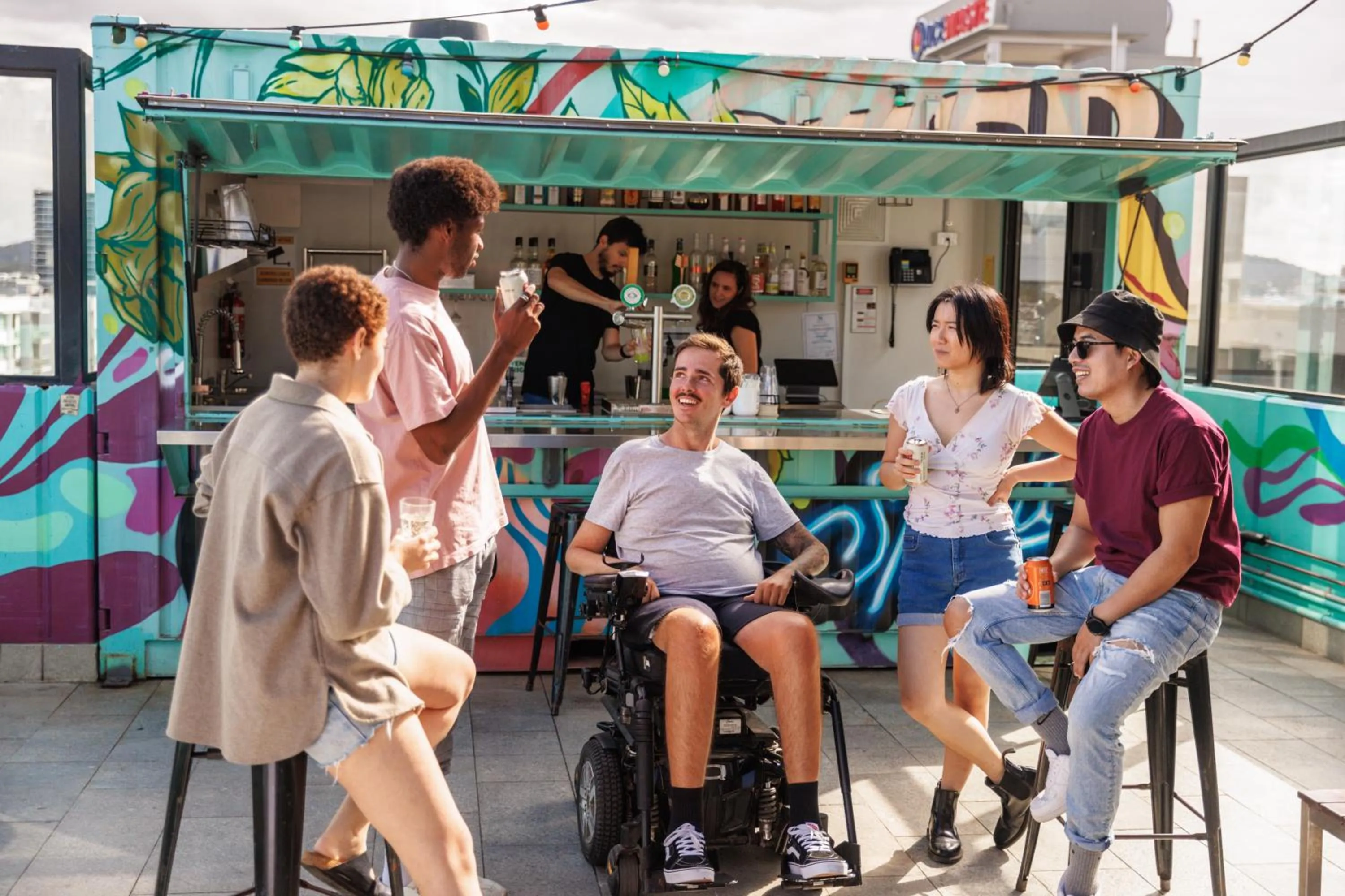 Lounge or bar in YHA Brisbane City