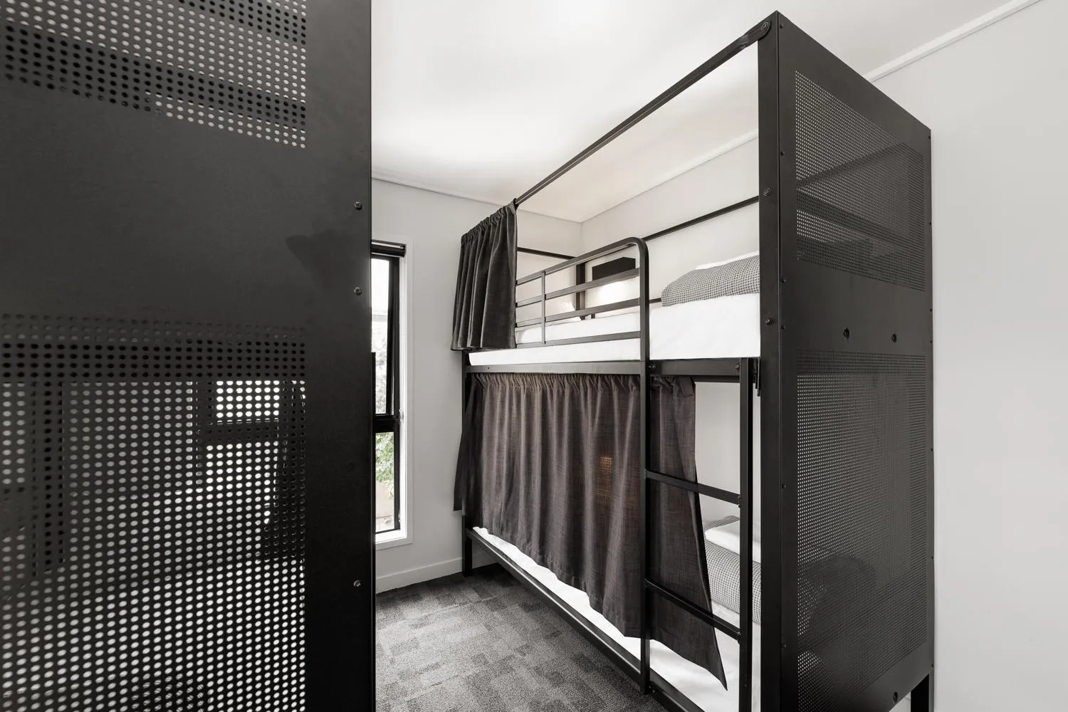 Bed in YHA Brisbane City