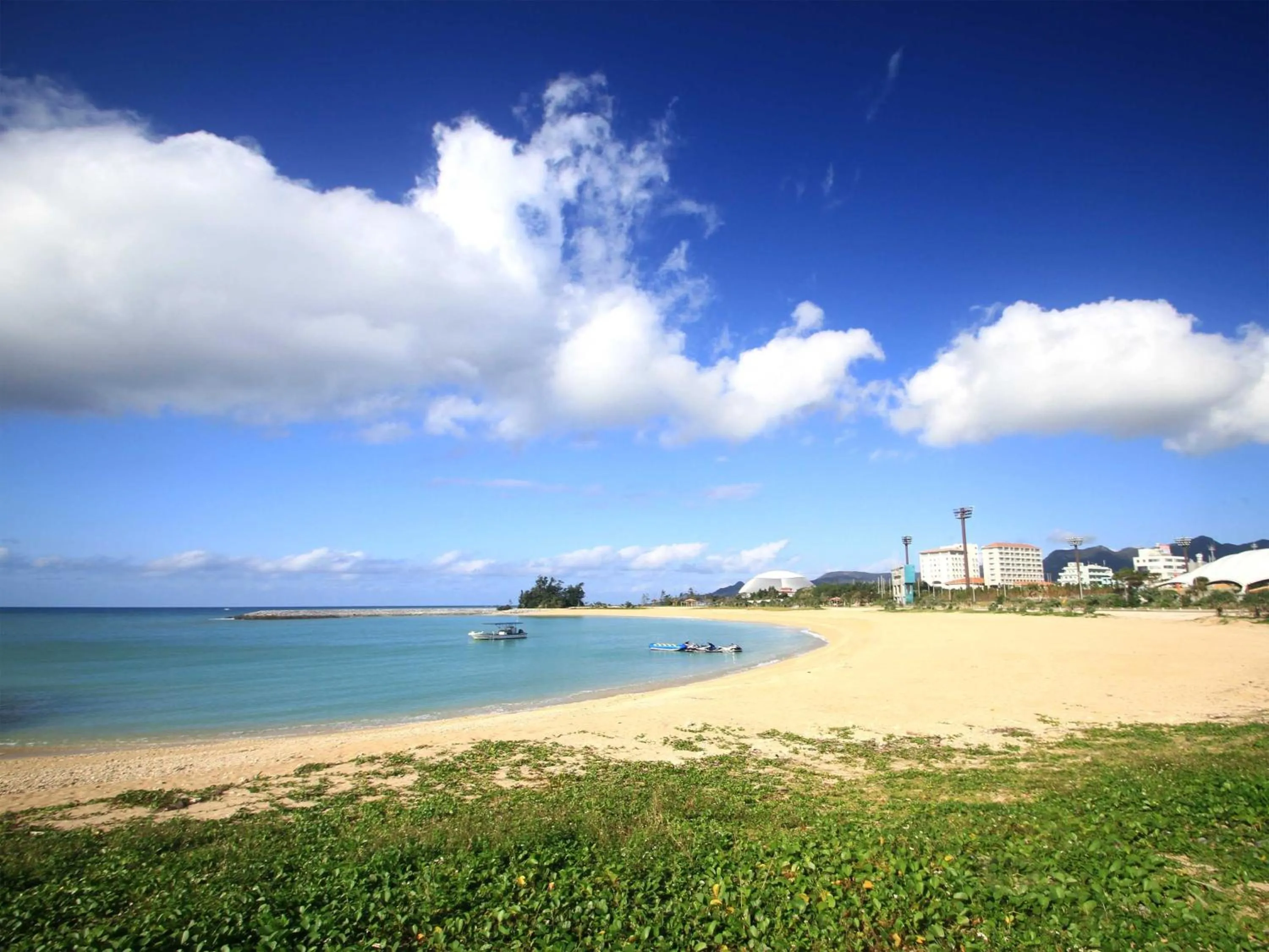 Day in Hotel Route-Inn Nago