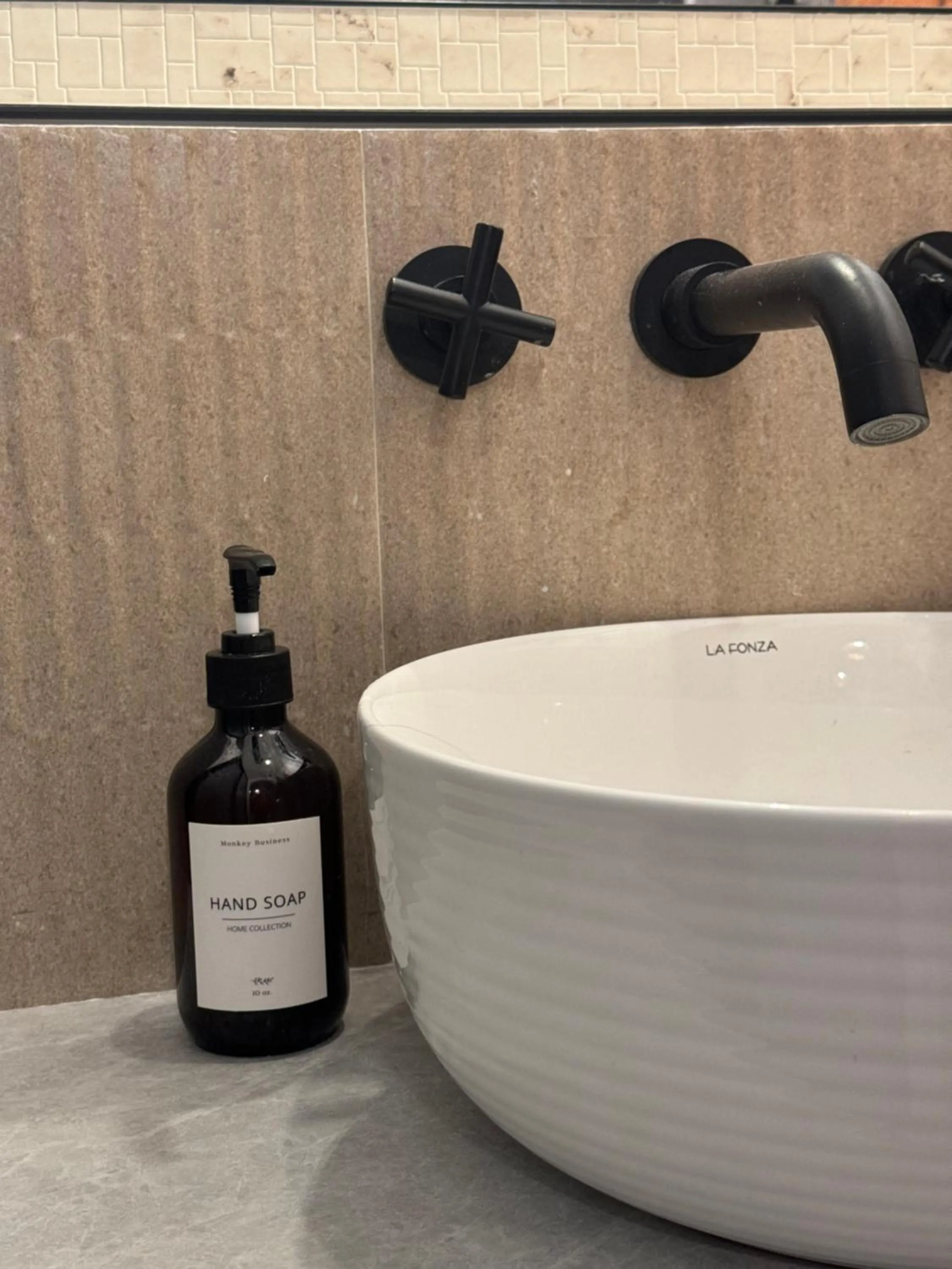 Bathroom in Monkey Business Siquijor