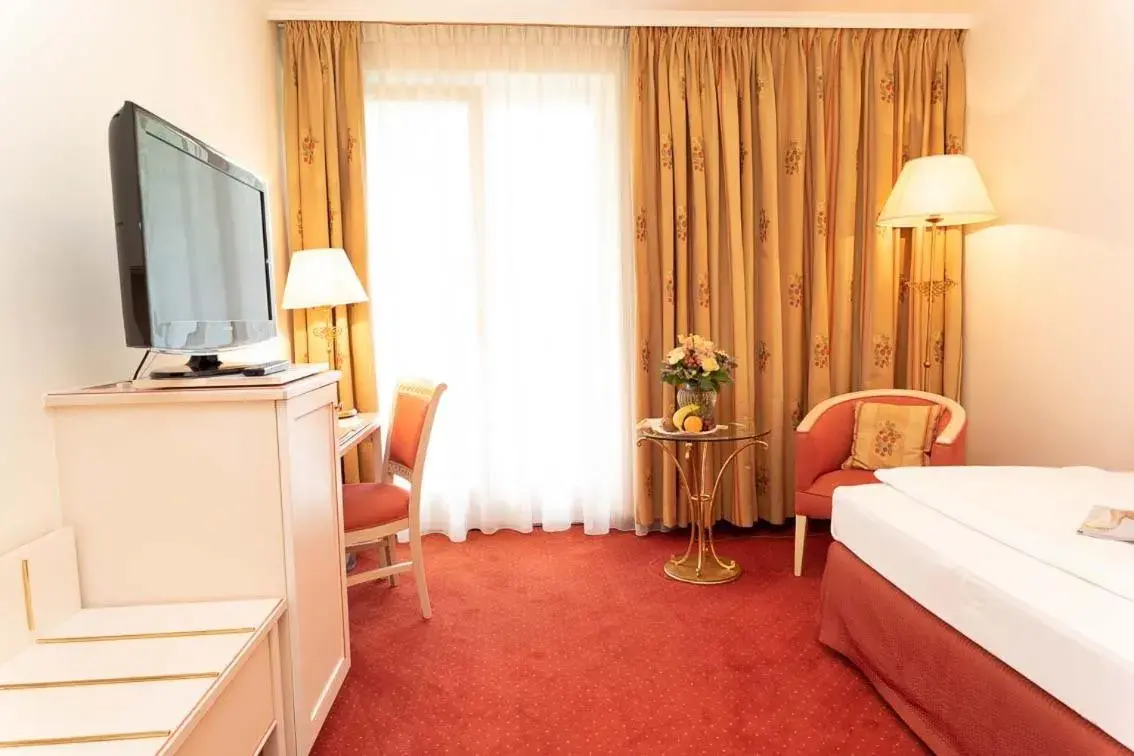 Deluxe Single Room with Balcony in Hotel im Park Deluxe Single Room with Balcony in Hotel im Park