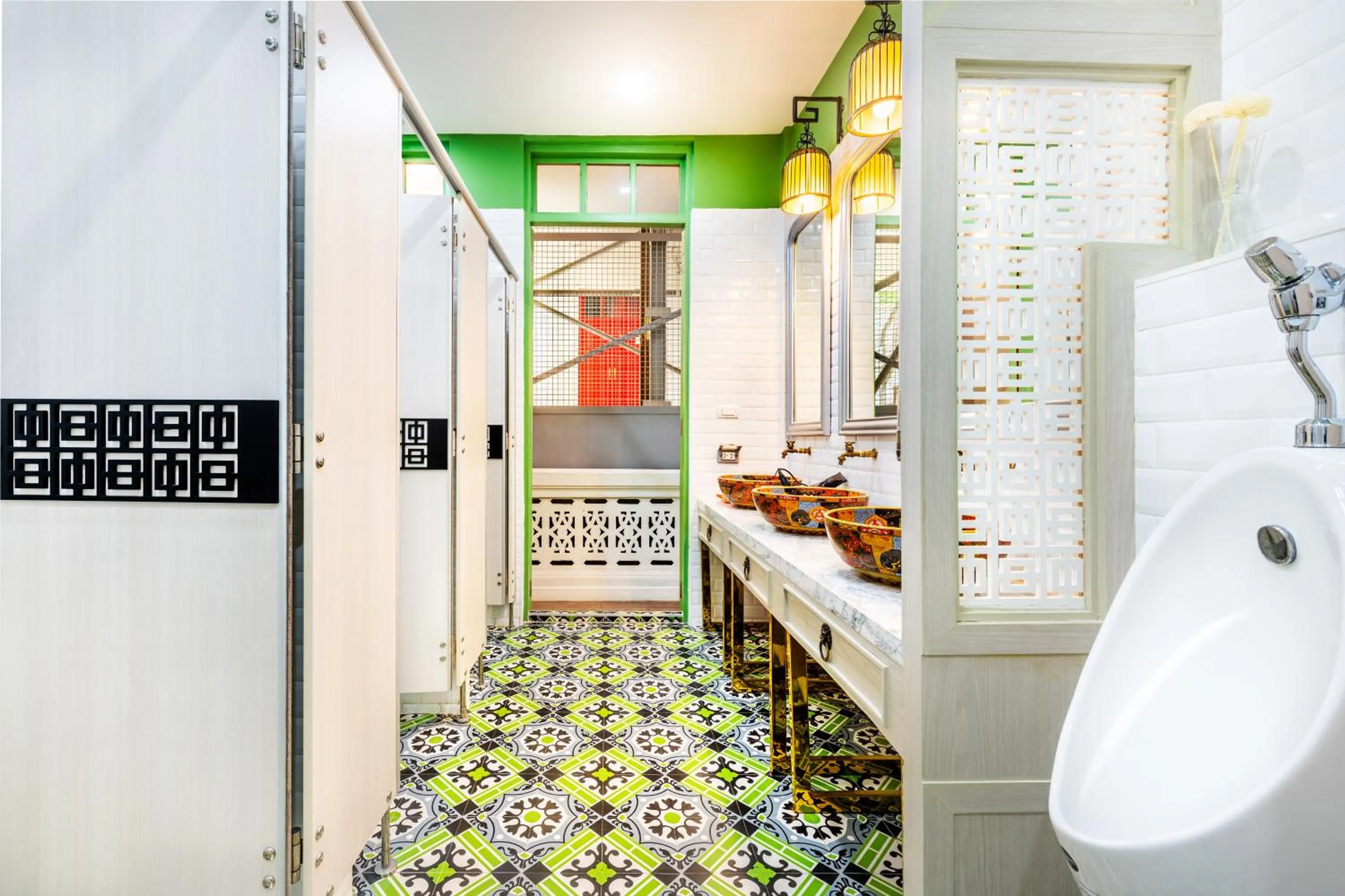 Toilet in Ama Hostel Bangkok