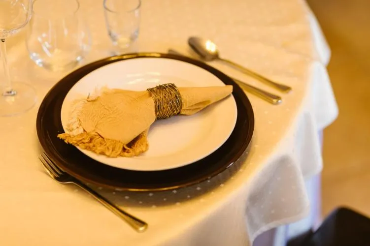 Restaurant/places to eat in Hanul Conitei