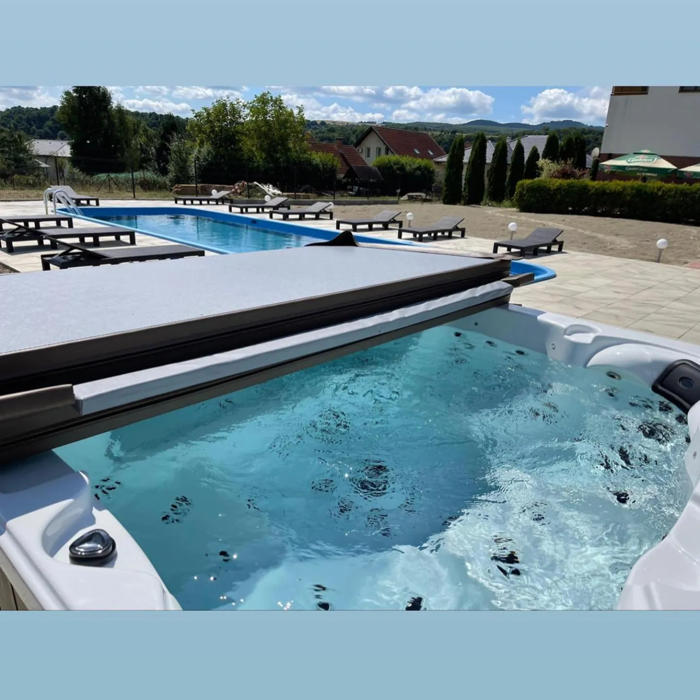 Hot Tub in Hanul Conitei