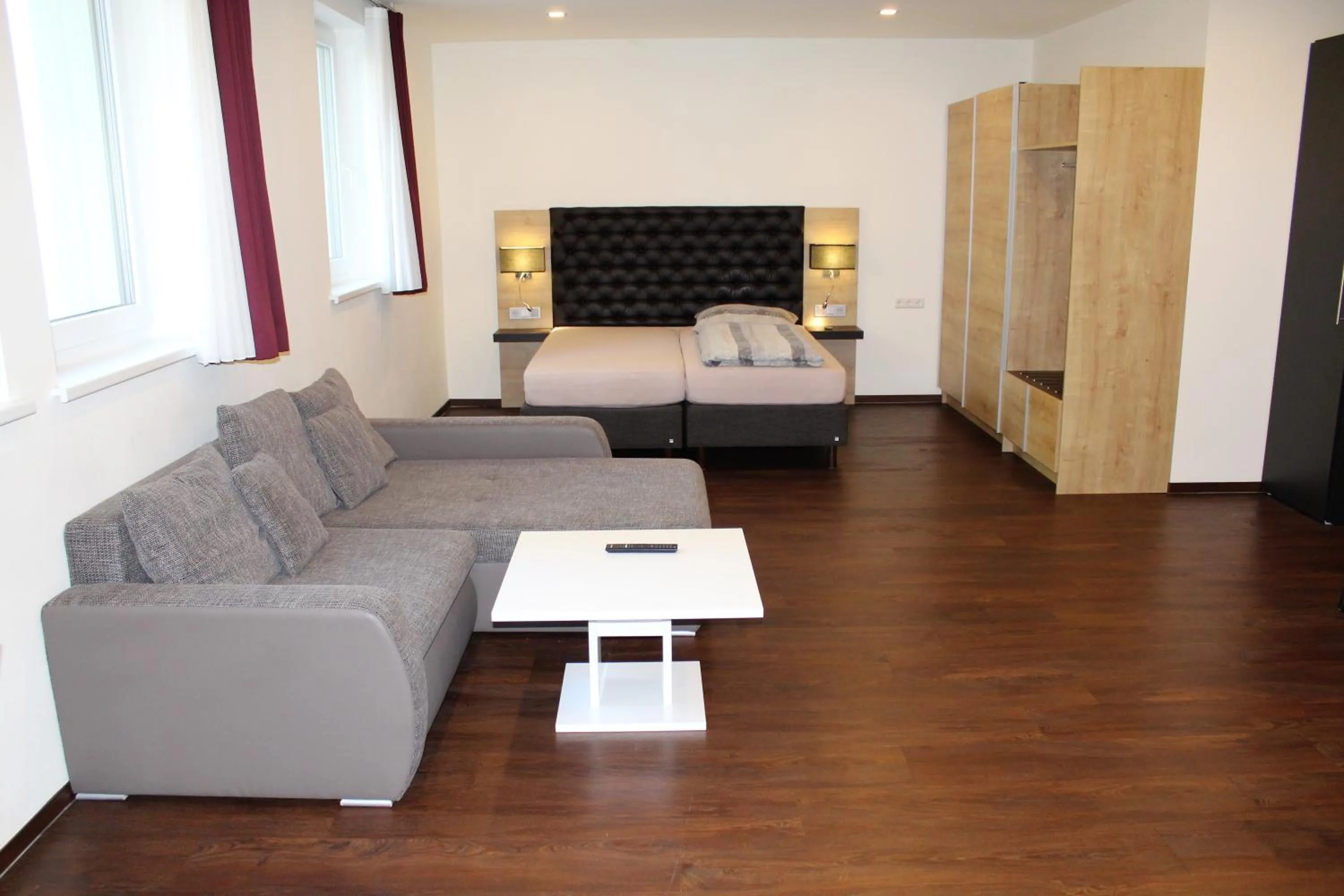 TV and multimedia in Waldhotel Rainau