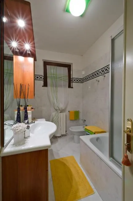 Shower in Il Giardino di Matilde