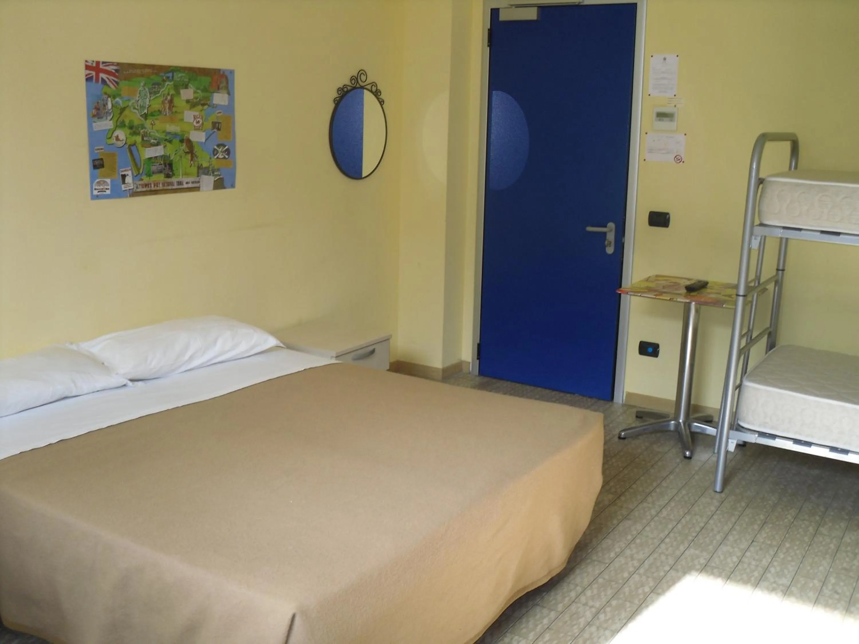 Bedroom, Bed in Hostel San Marino