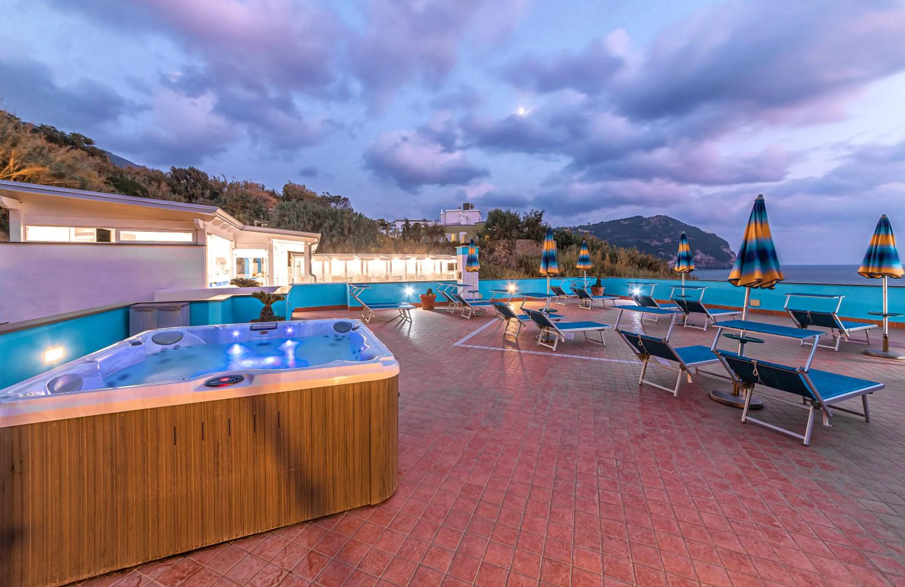 Solarium in Hotel Cava Dell'Isola