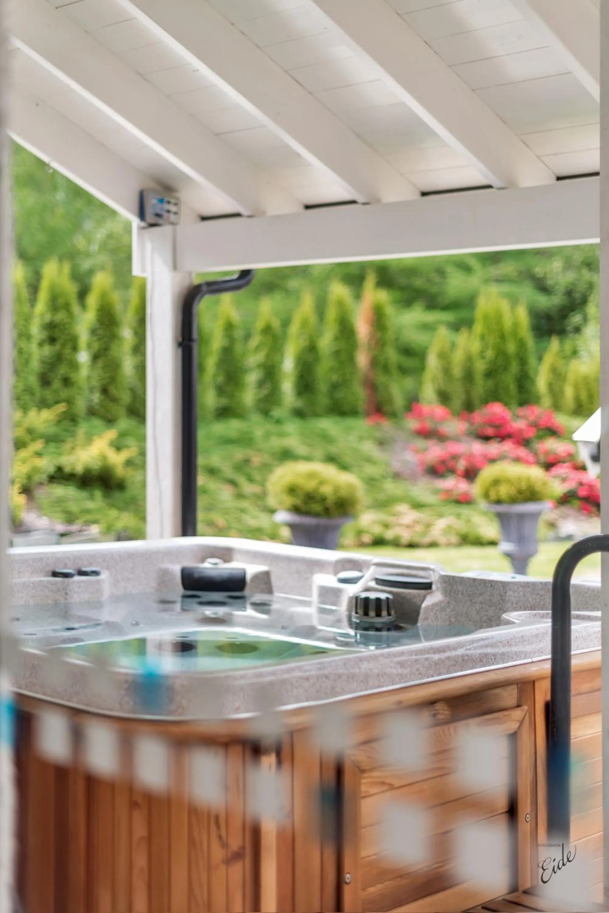 Hot Tub in Nordfjord Hotell