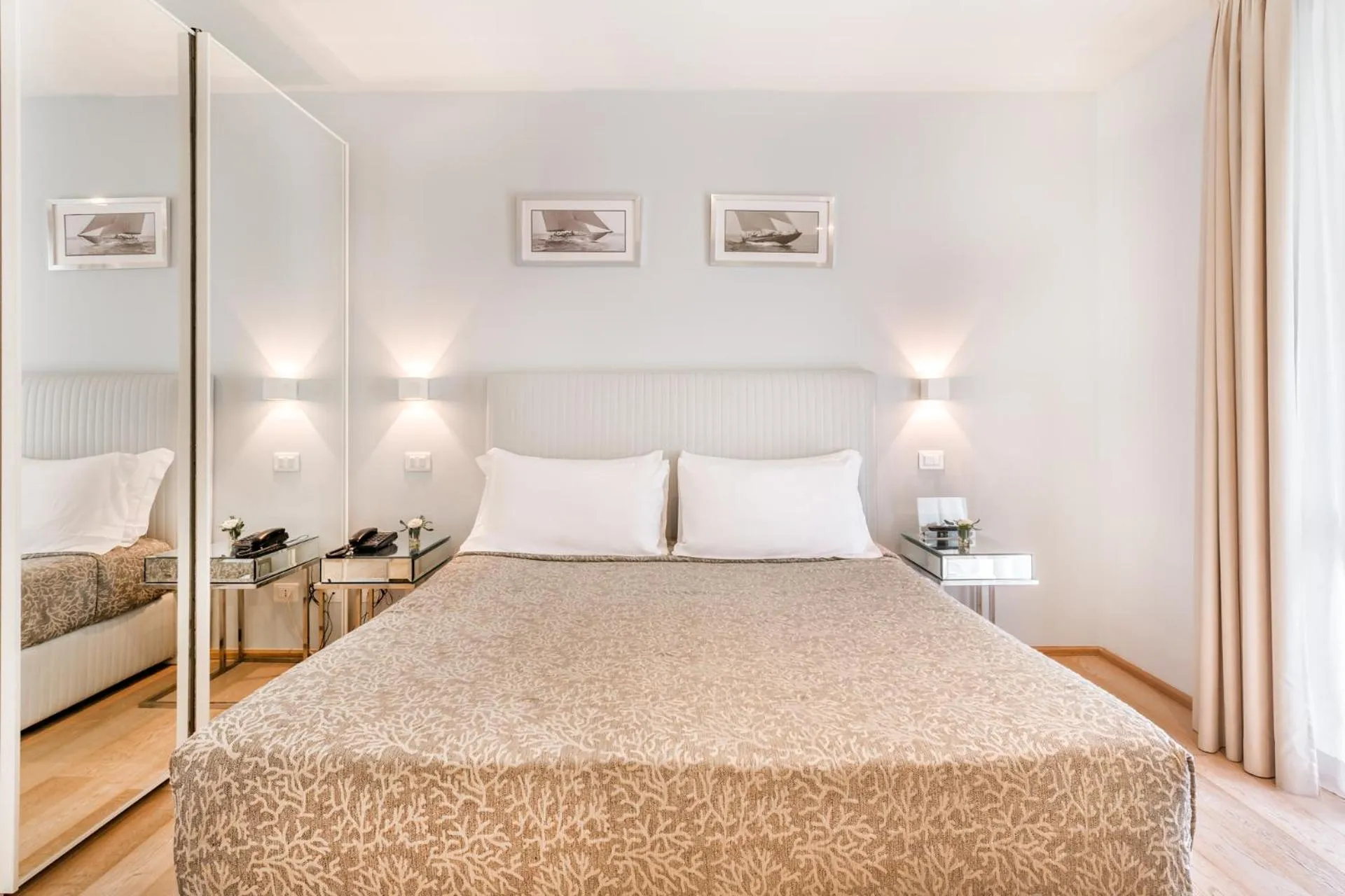 Photo of the whole room in Hotel Stella Della Versilia