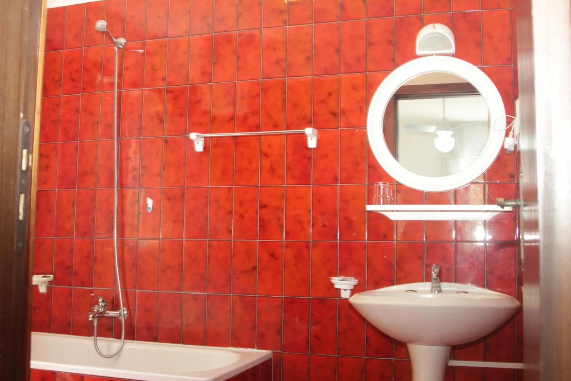 Bathroom in Albergo 2 Pini