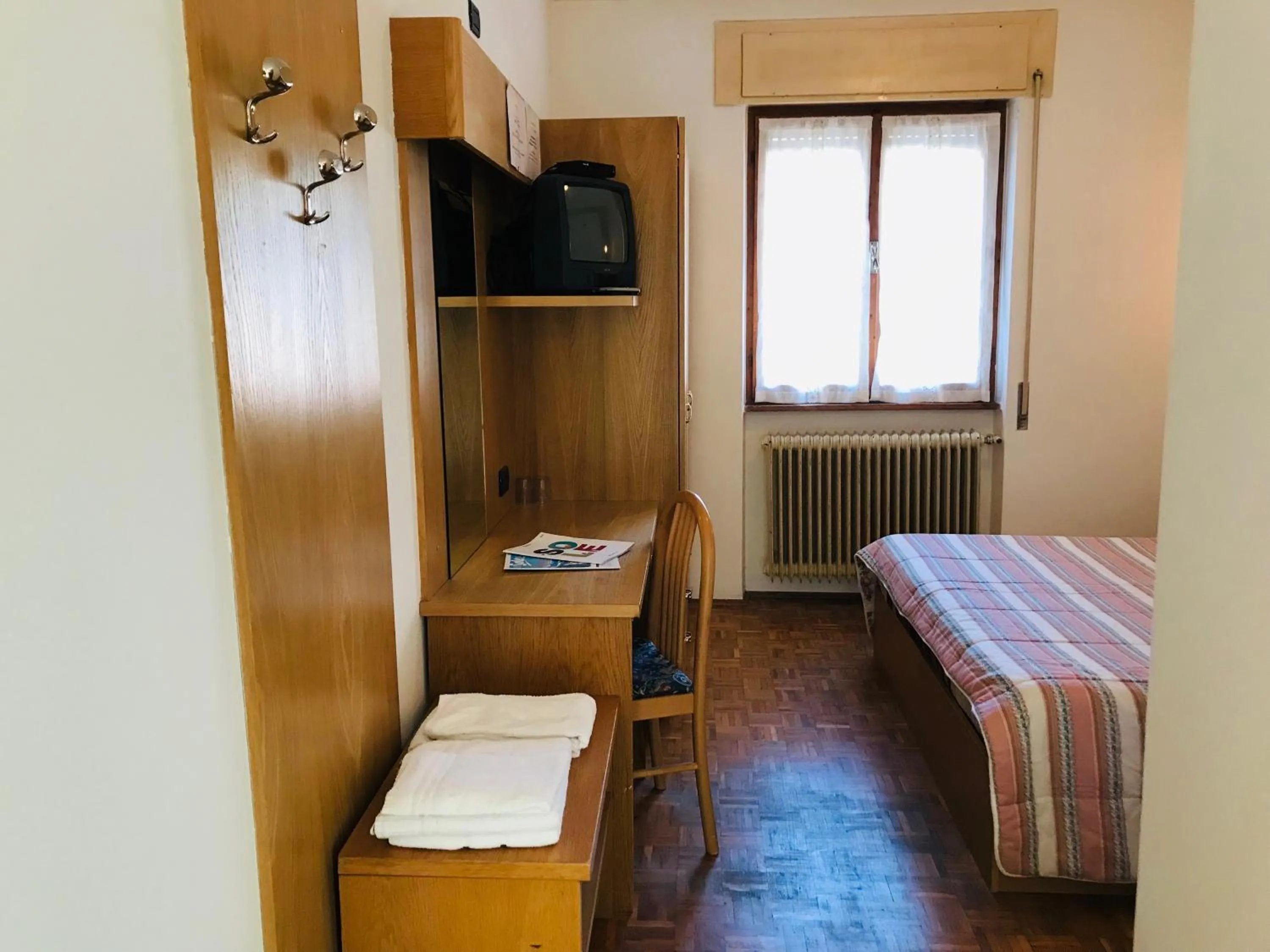 Bedroom, Bed in Hotel Santoni