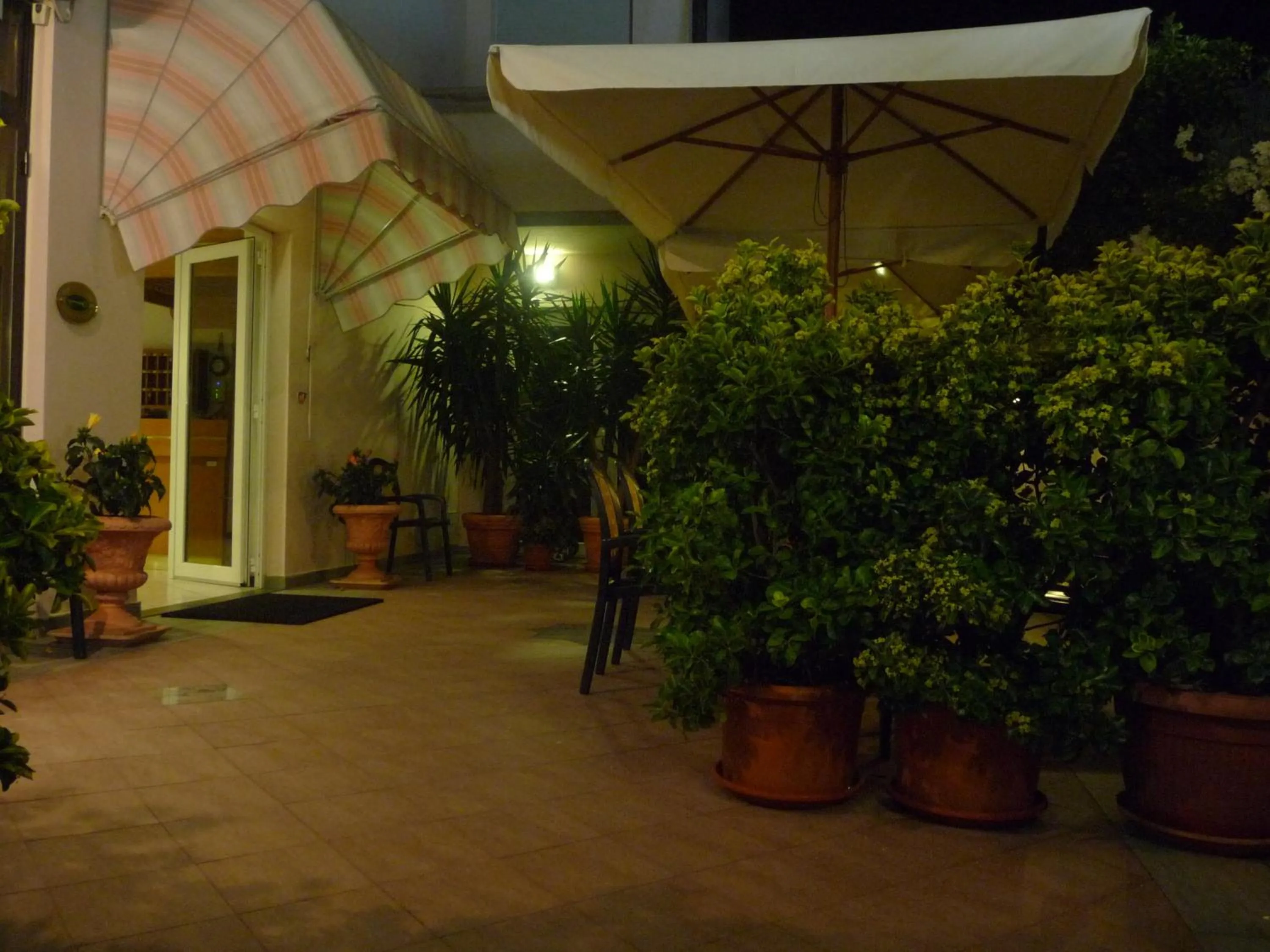 Facade/entrance in Hotel Prestige