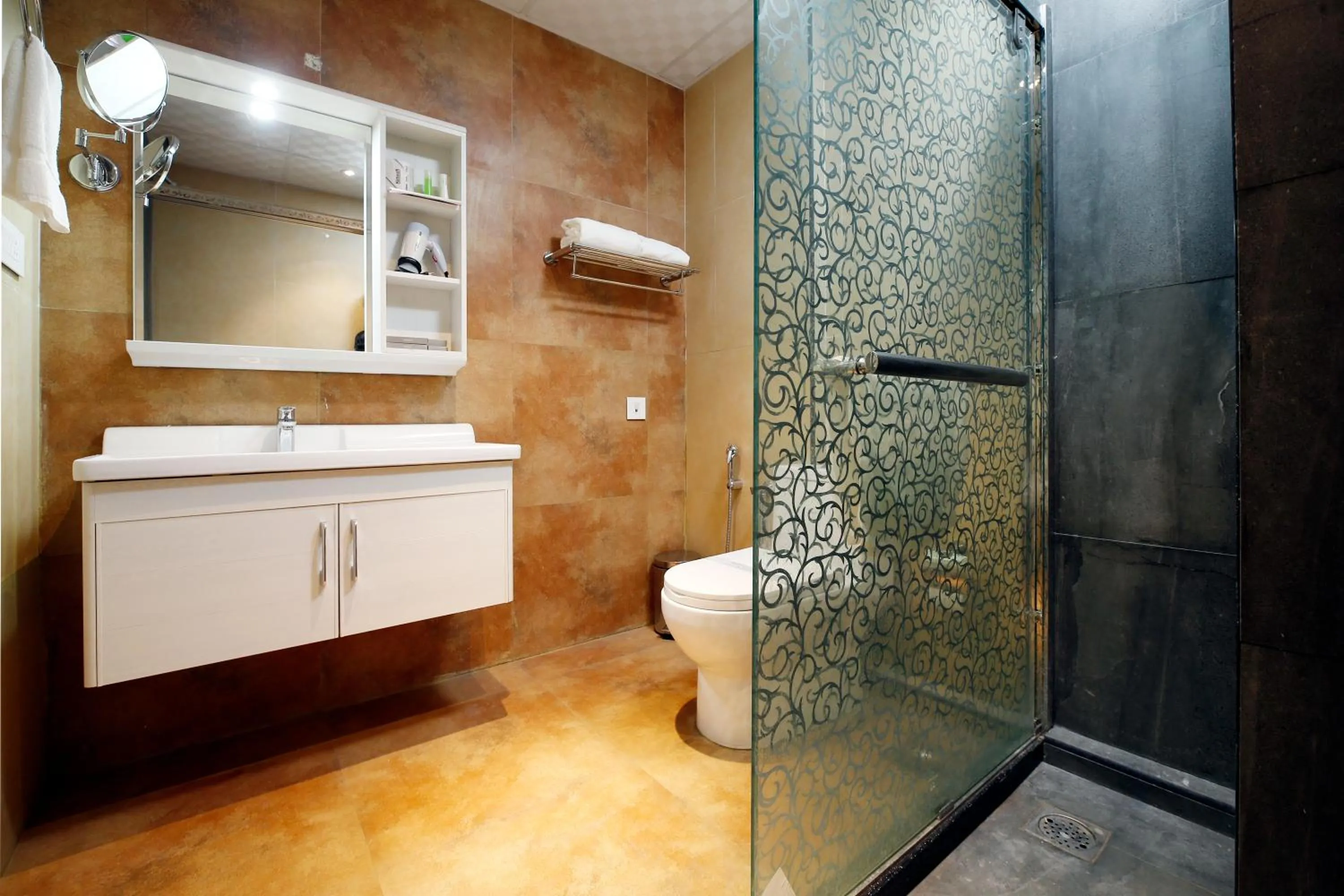 Bathroom in Hotel Park Residency