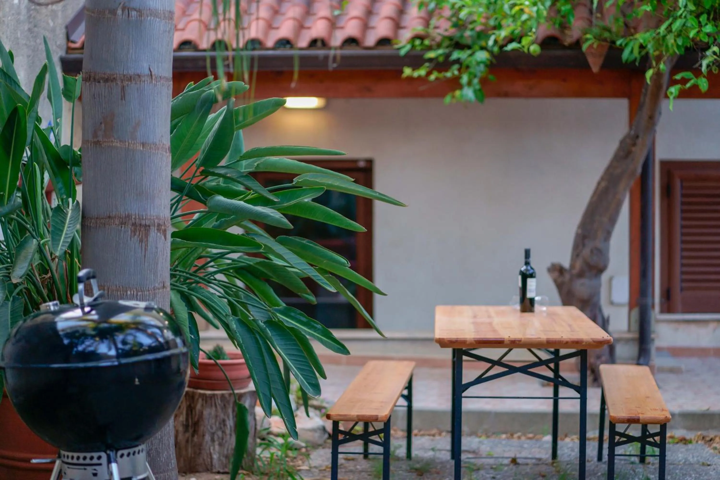 Garden in Antico Frantoio Cairoli B&B Exclusive Room