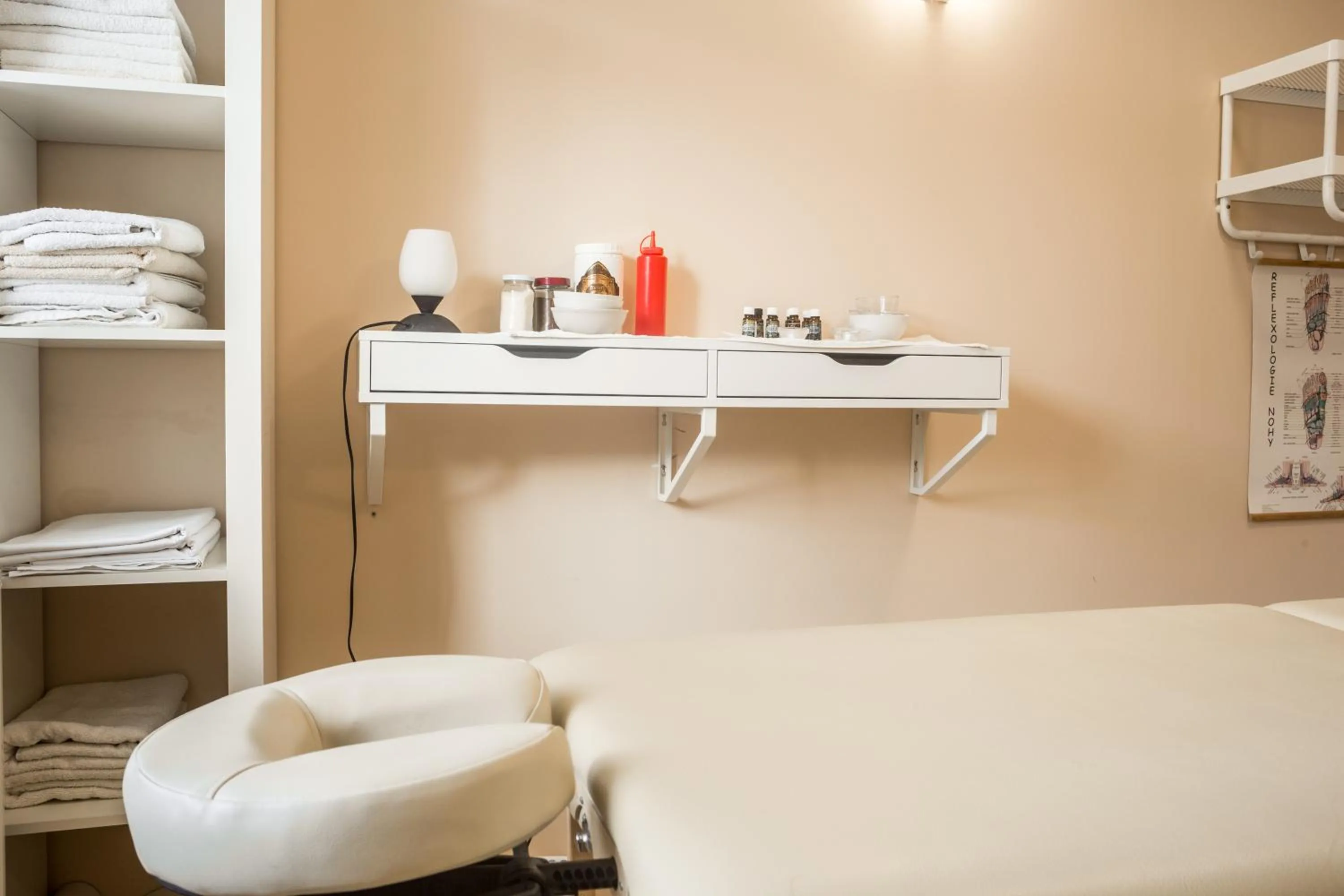 Massage, Bed in Villa A. Malka