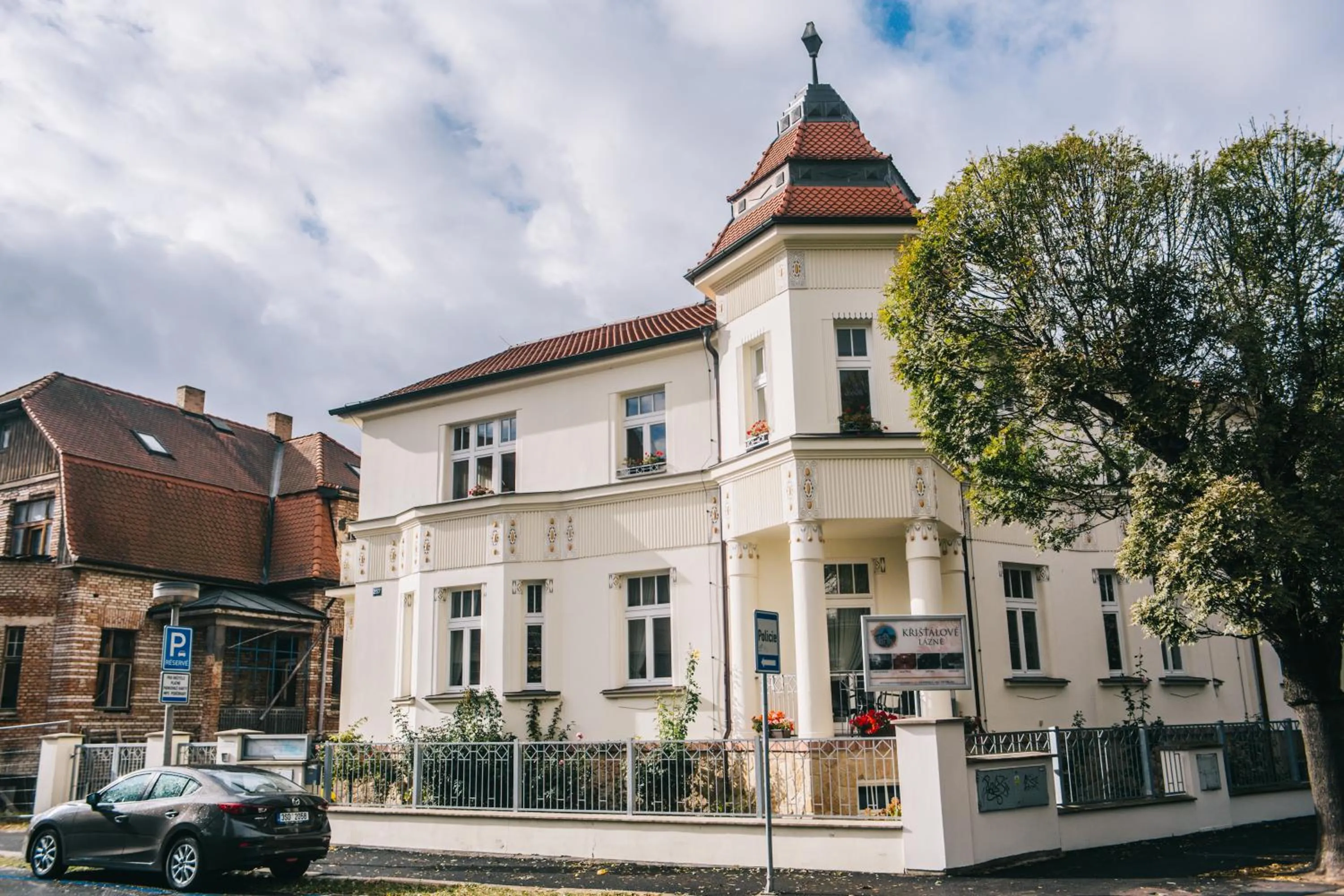 Property building in Villa A. Malka