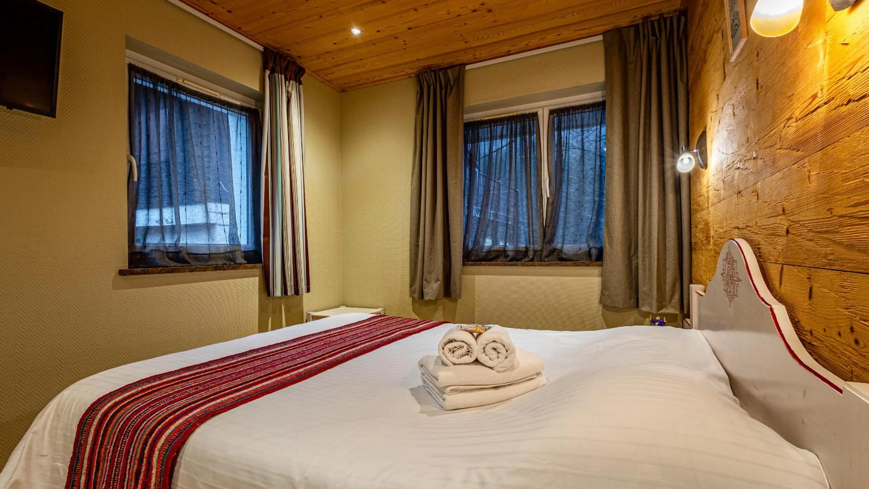 Bed in Hôtel - Restaurant Le Couchetat