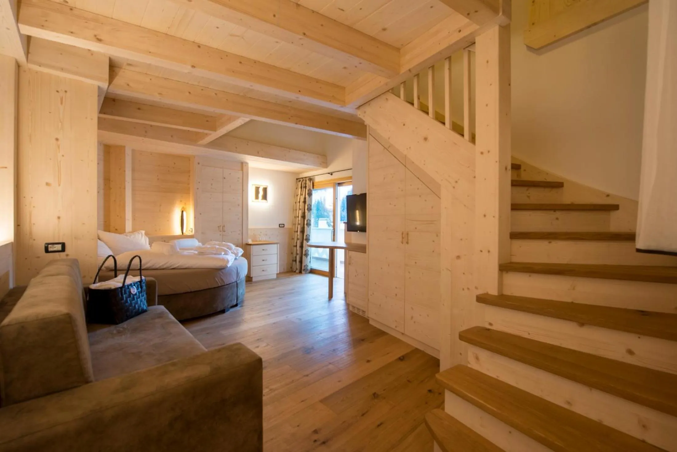 Photo of the whole room in Alpenhotel Plaza