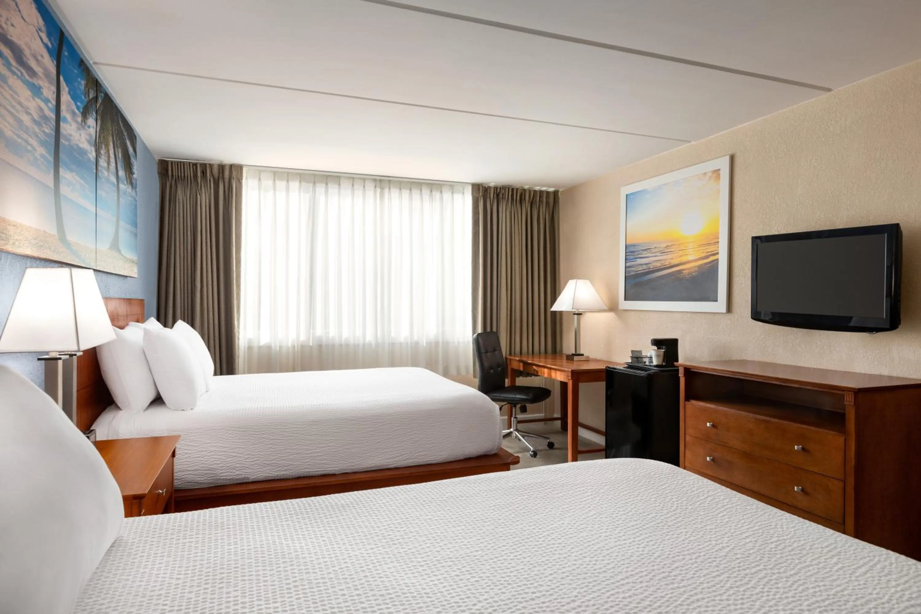 Bedroom, Bed in enVision Hotel Miami International Airport