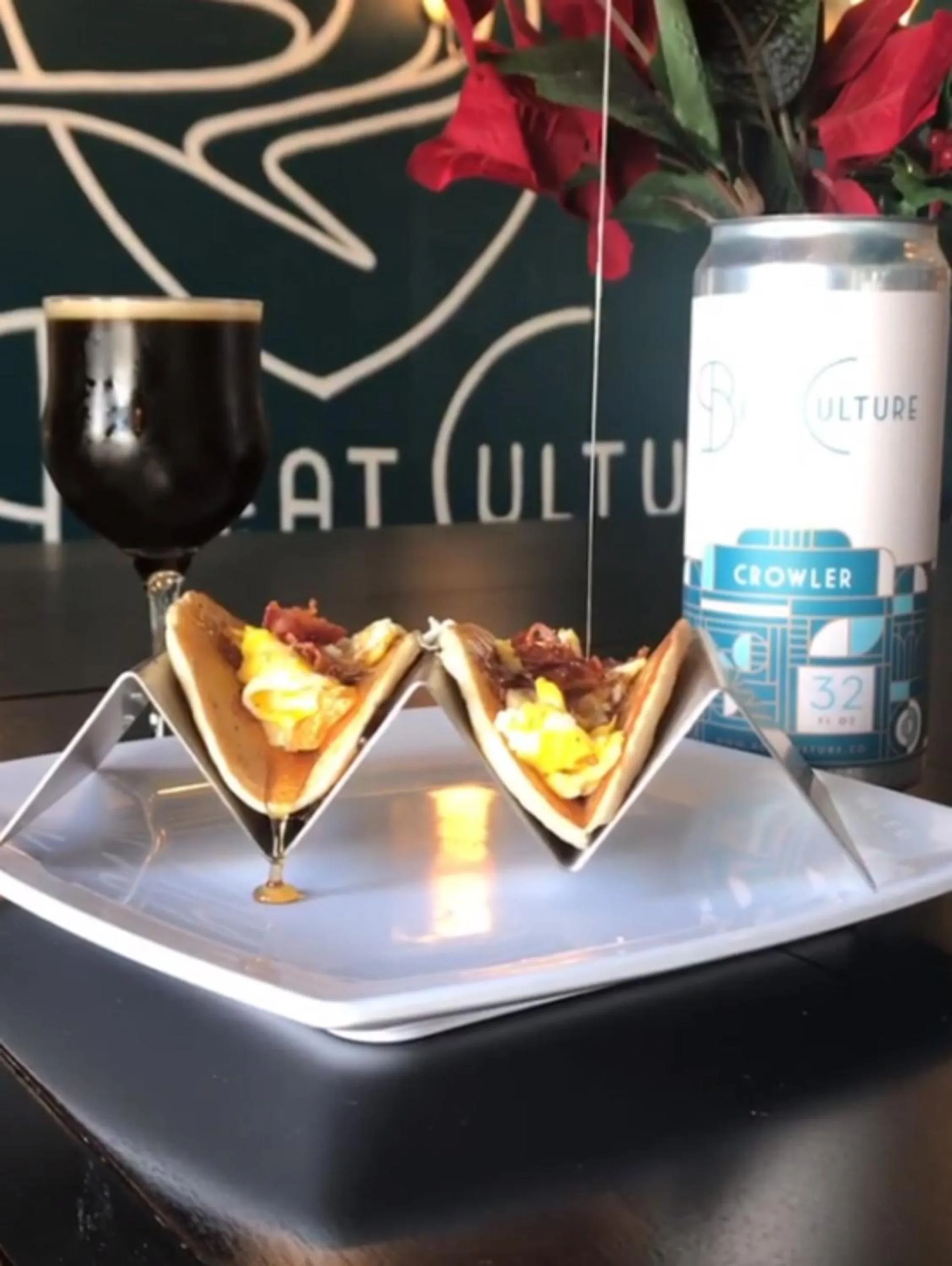 Breakfast in enVision Hotel Miami International Airport