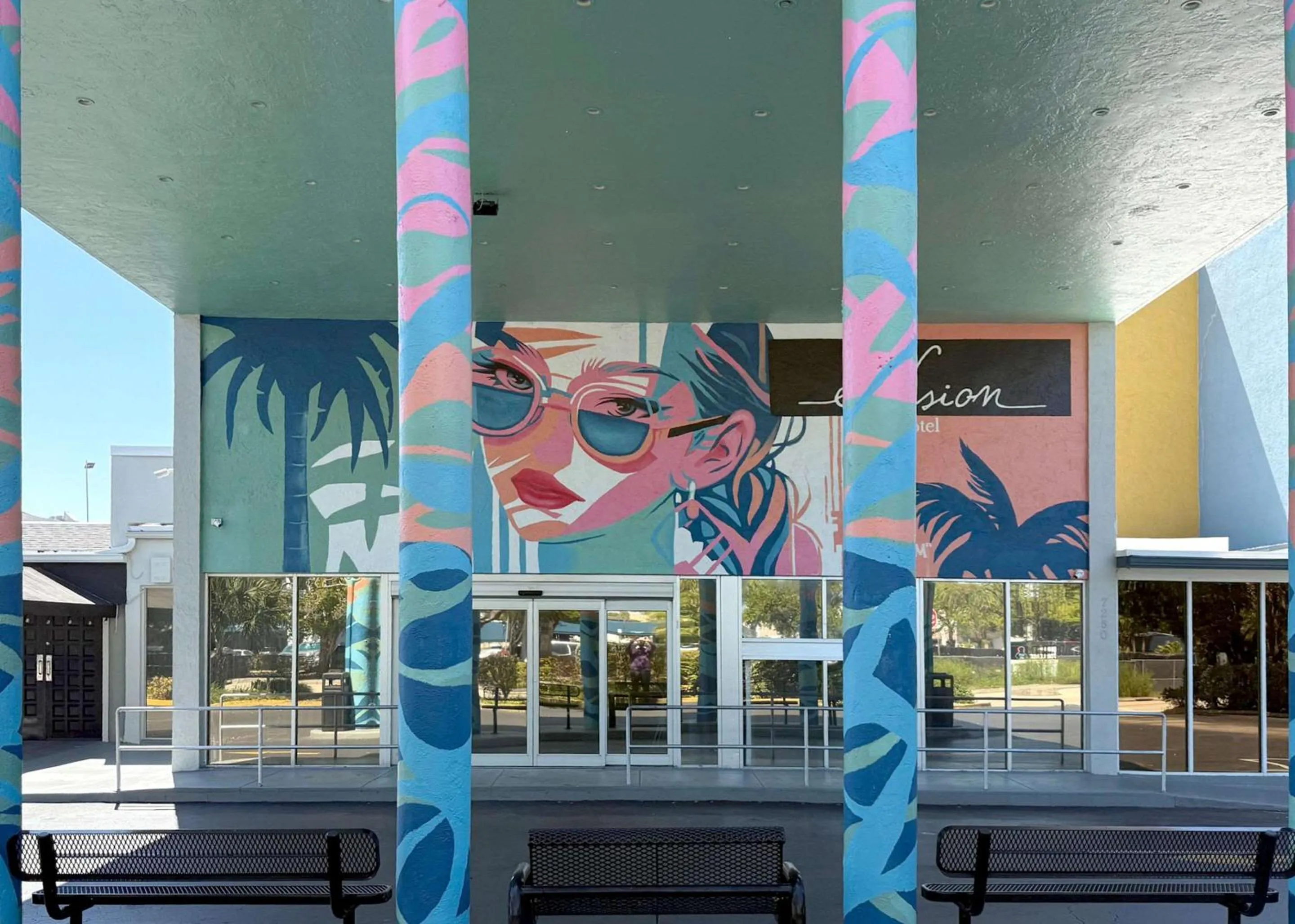 Property building in enVision Hotel Miami International Airport