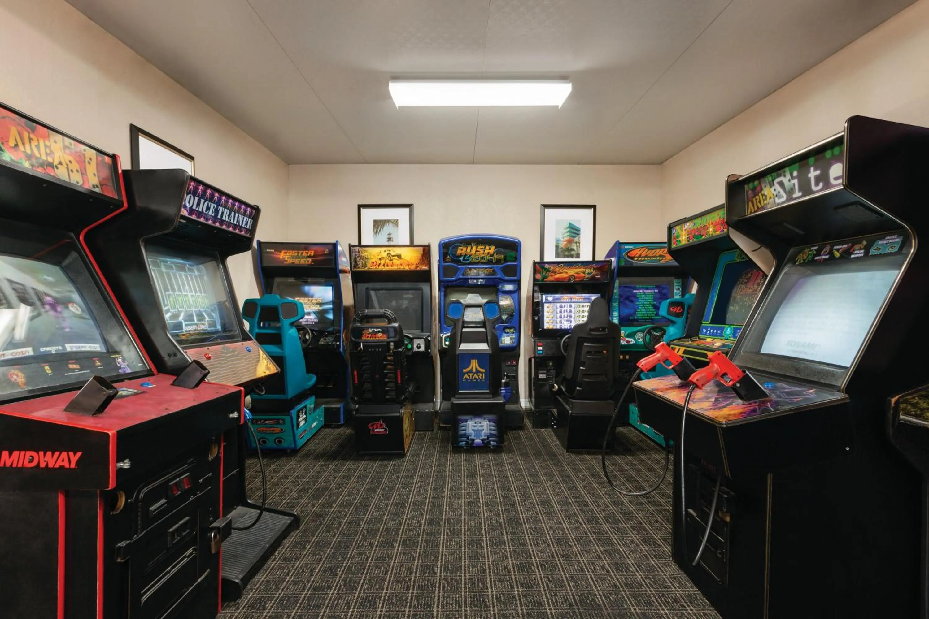 Game Room in enVision Hotel Miami International Airport