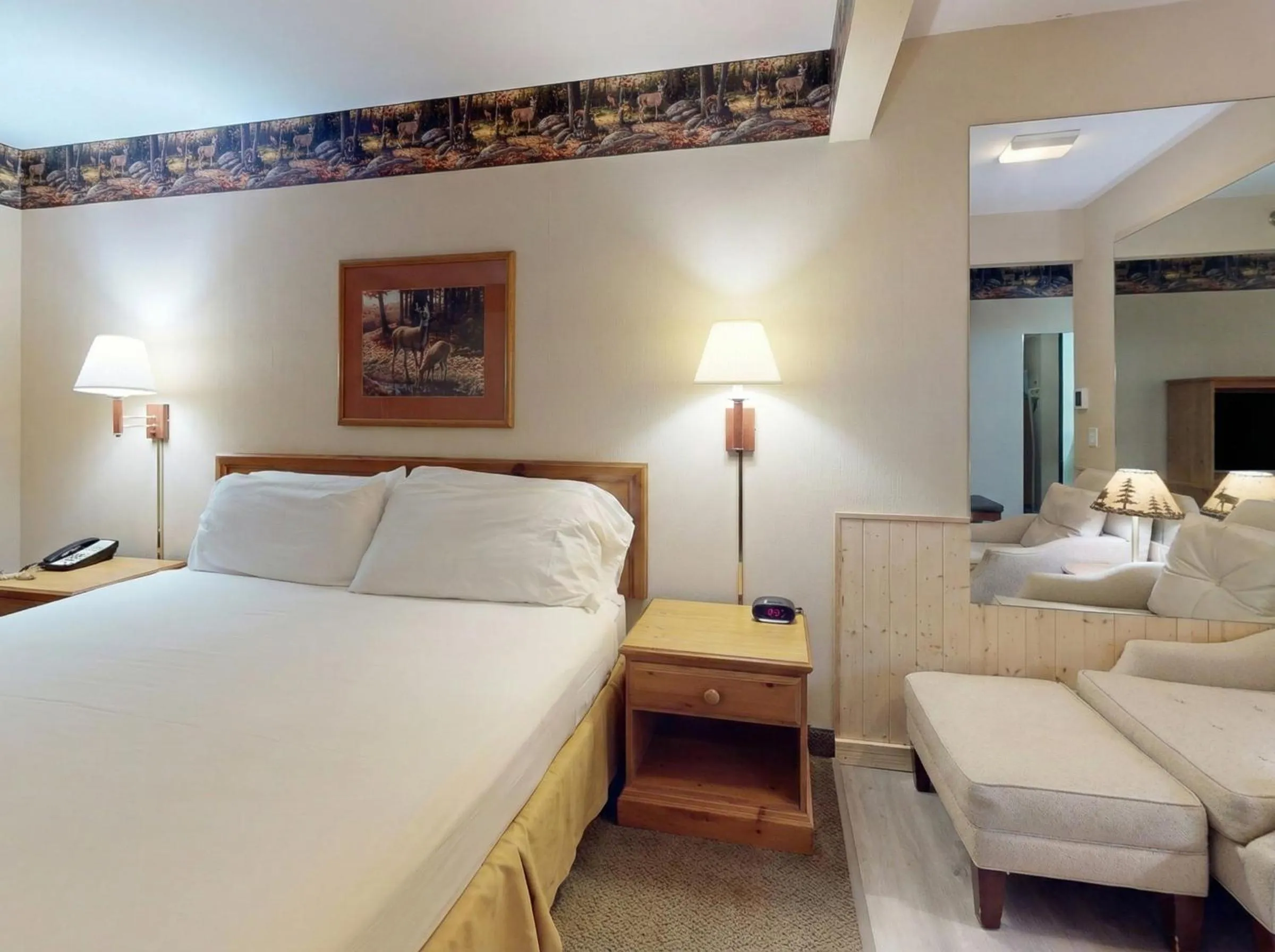 Bed in Pellston Lodge