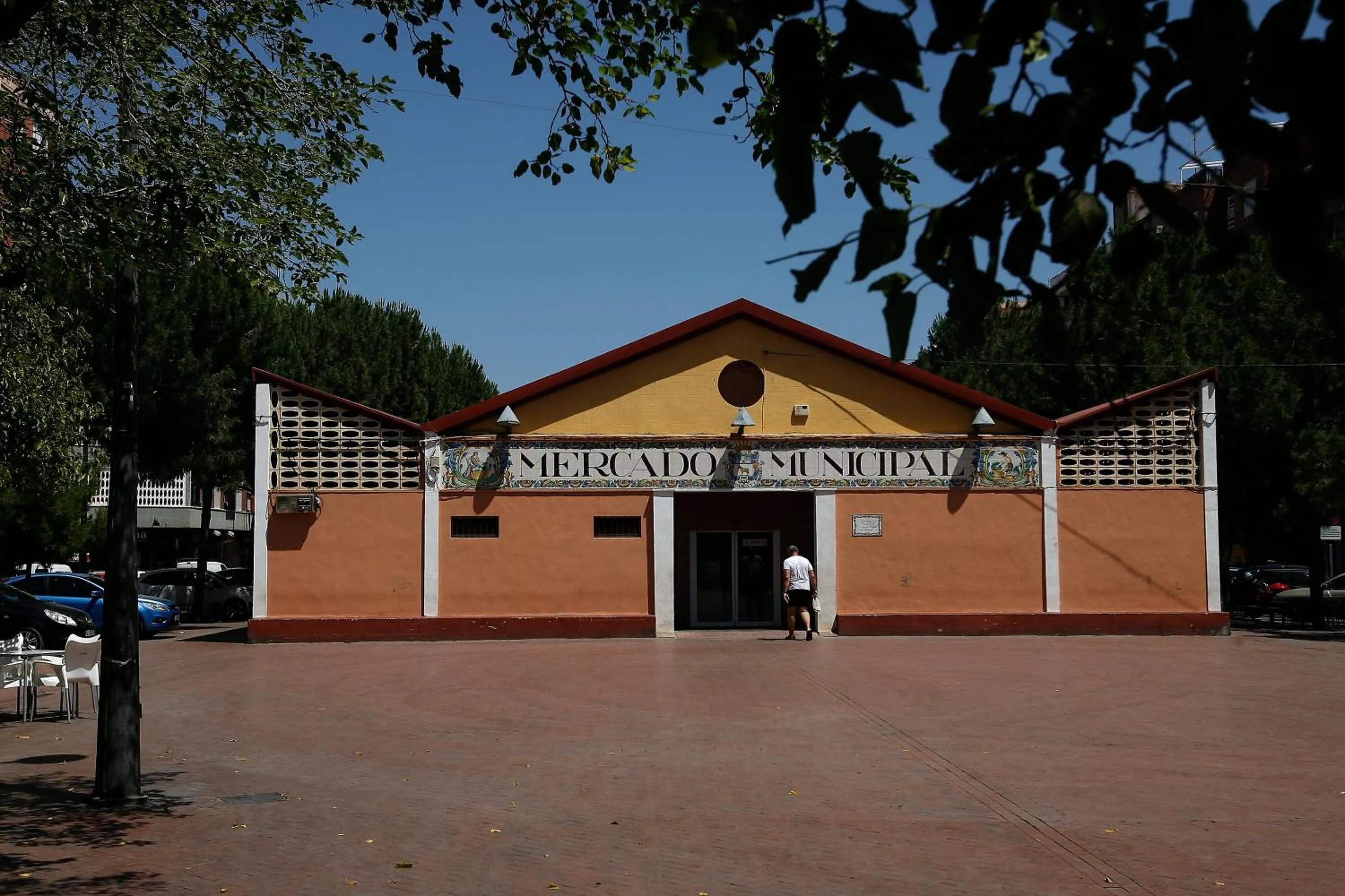 Property building in Travelodge Valencia Aeropuerto