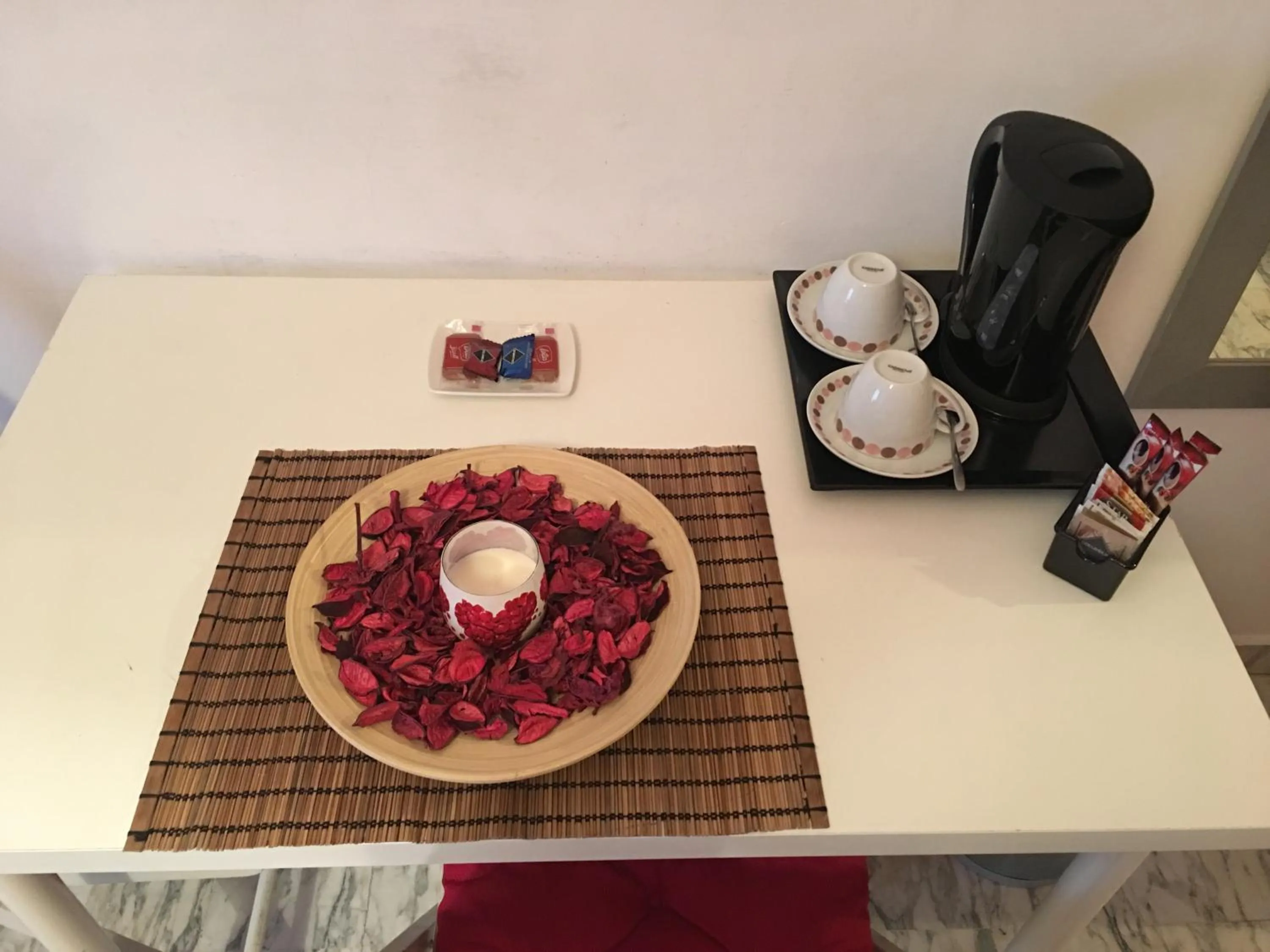 Coffee/tea facilities in Domum Vaticani