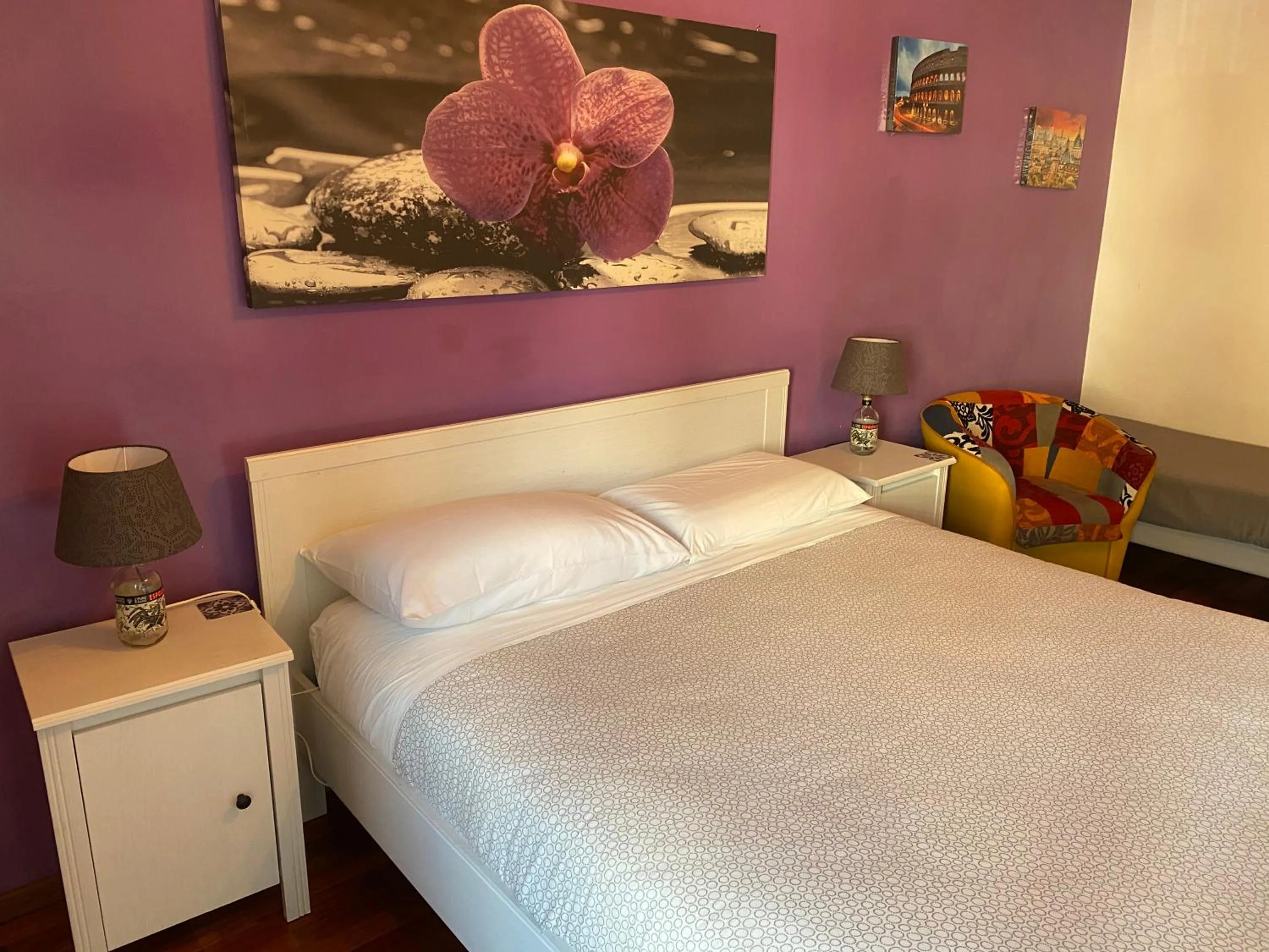 Bedroom, Bed in Domum Vaticani