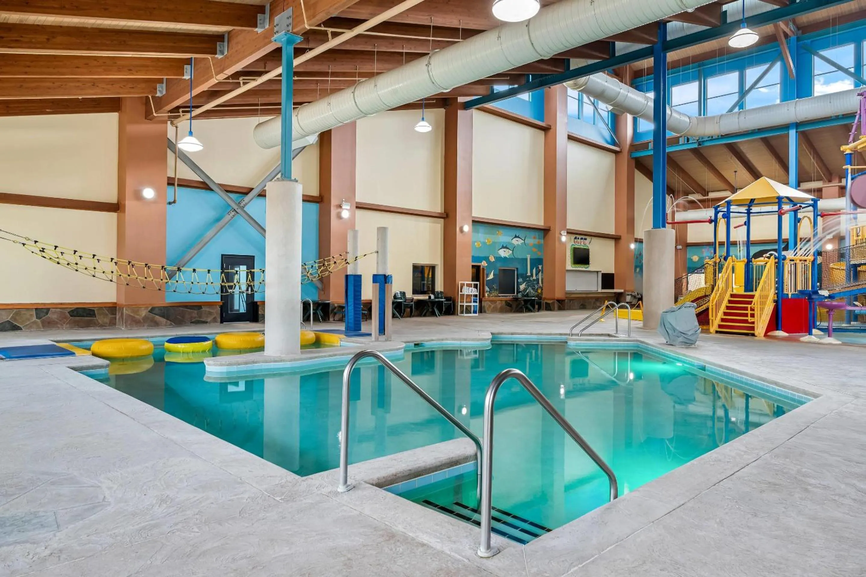 Swimming pool in Big Horn Resort, an Ascend Collection Hotel