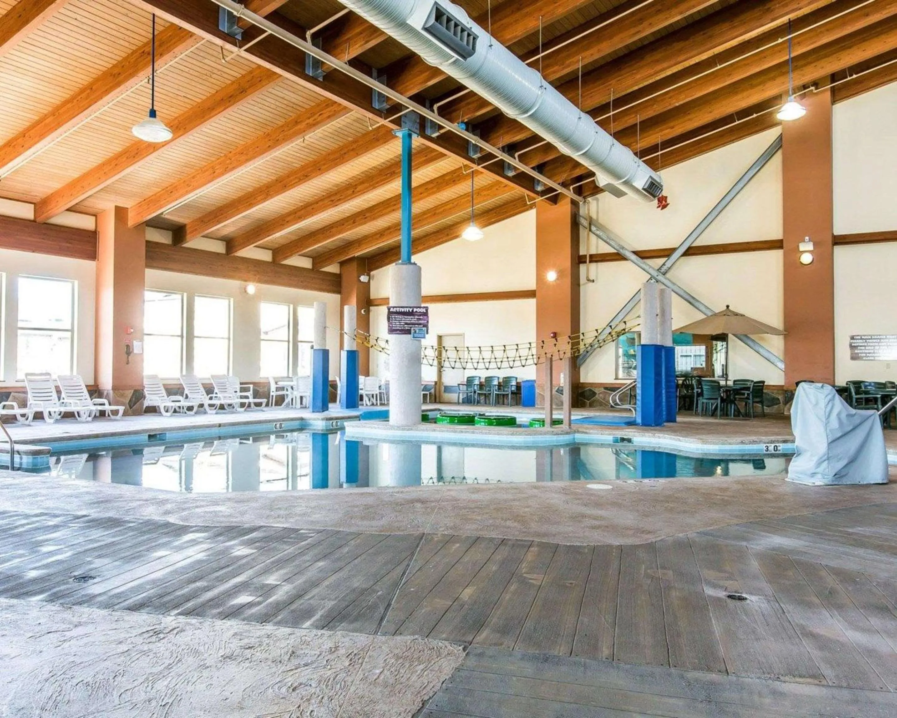 Swimming pool in Big Horn Resort, an Ascend Collection Hotel