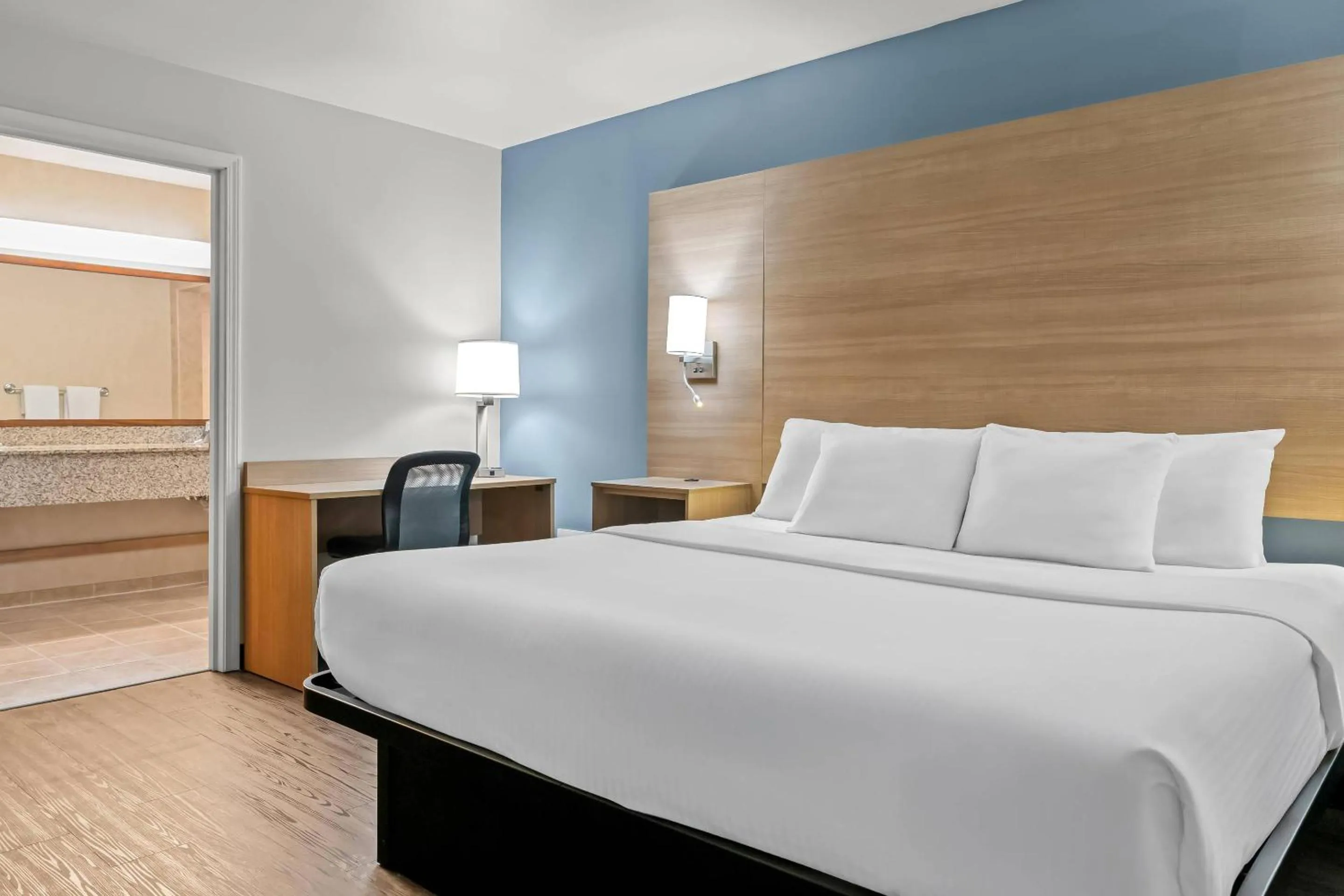 Bedroom, Bed in Big Horn Resort, an Ascend Collection Hotel