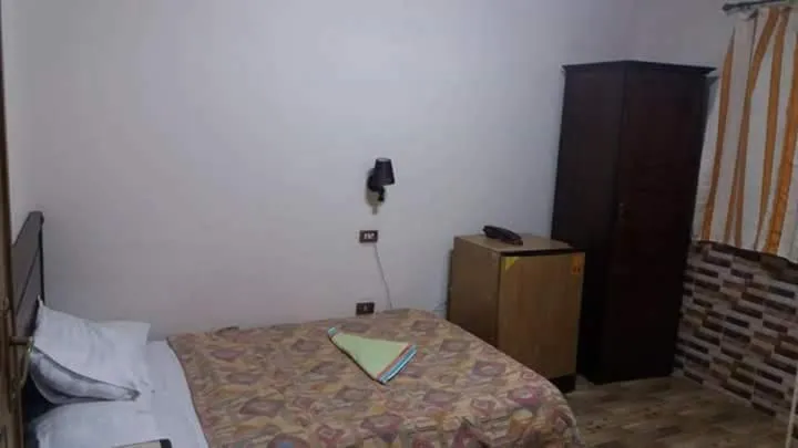 Bed in Ciao Hotel Cairo