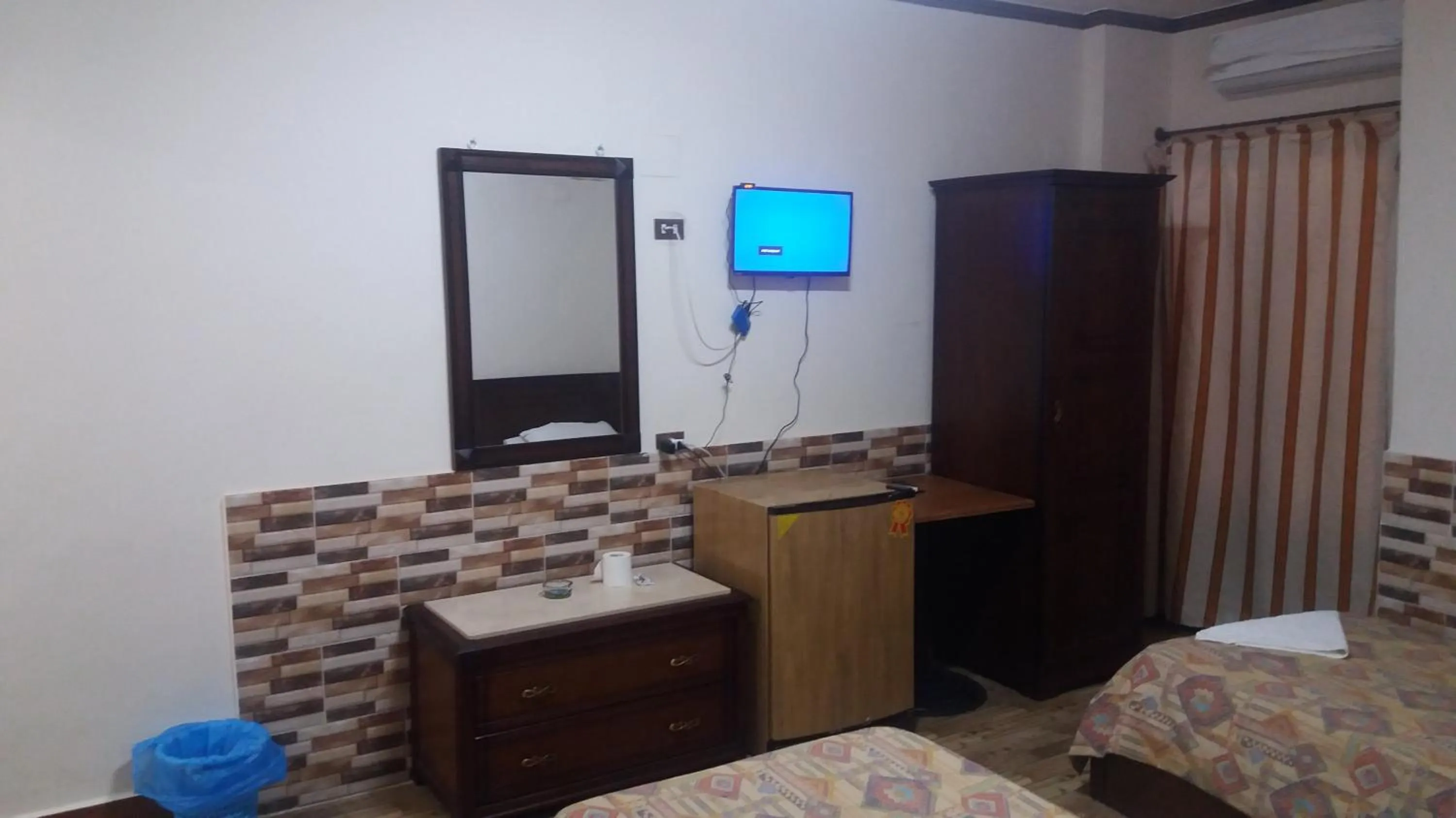 Bed in Ciao Hotel Cairo