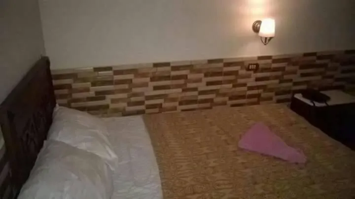 Bed in Ciao Hotel Cairo