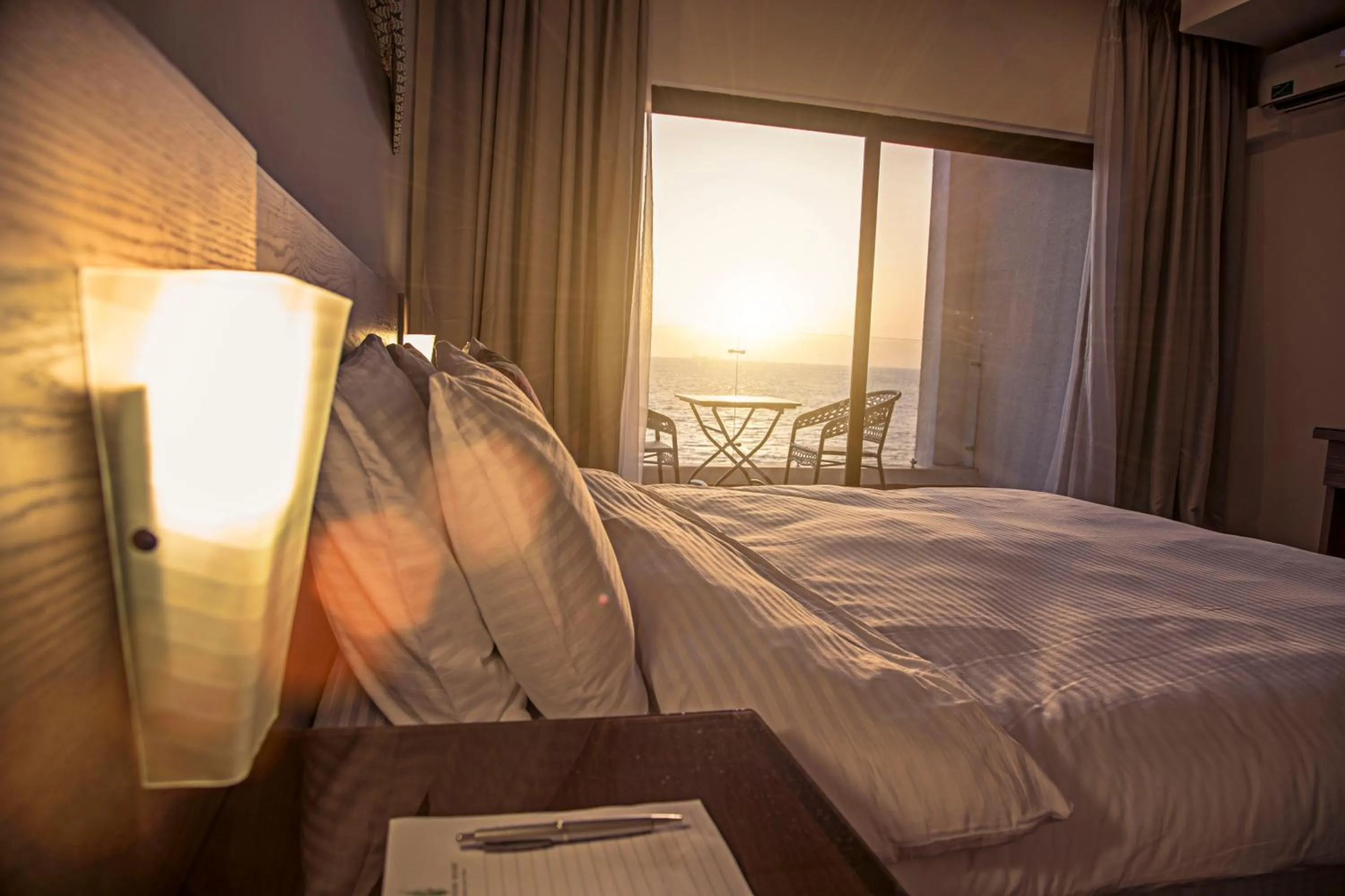 Bed in Sierra Palms Resort